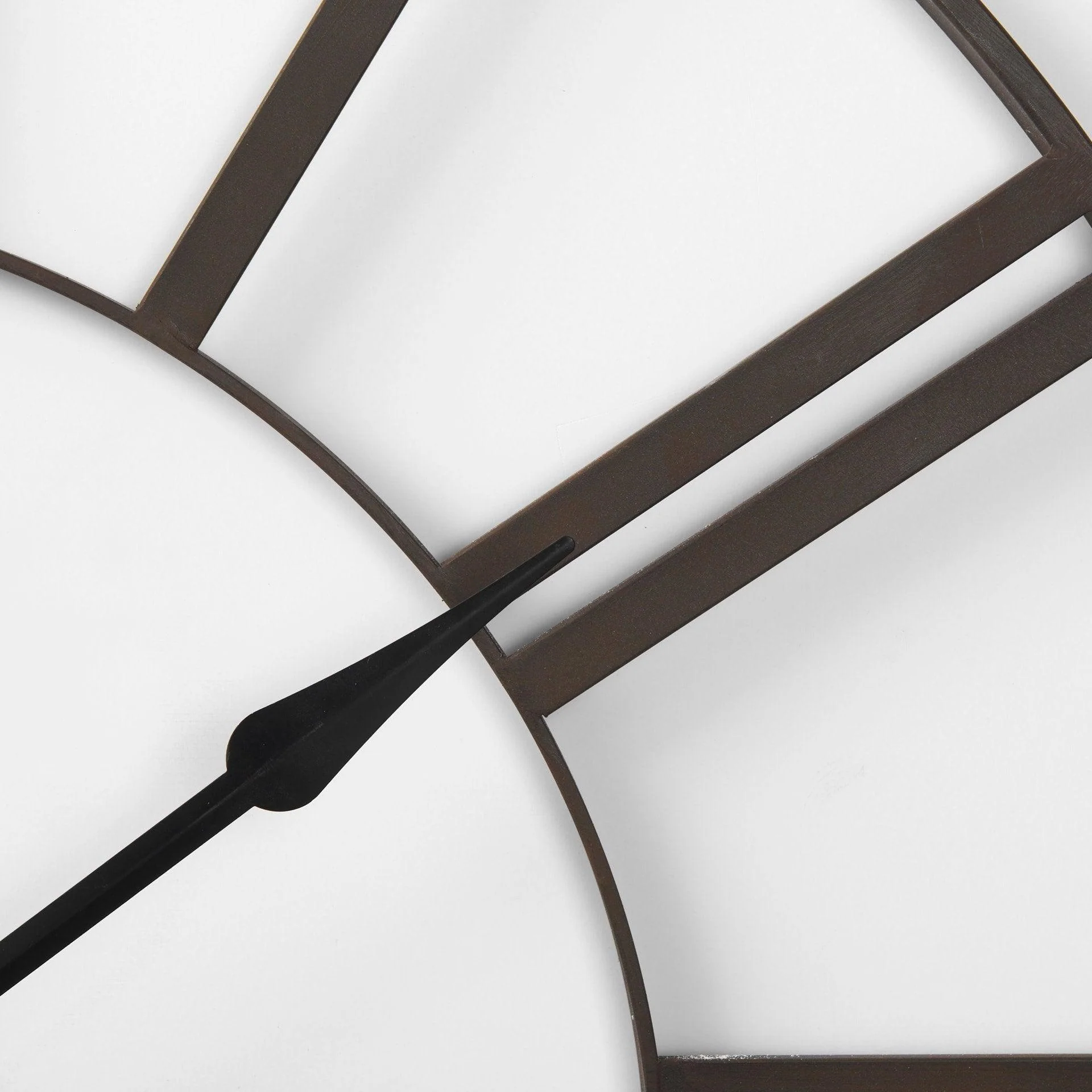 Pender 40.0L x 2.4W x 40.0H Black Iron Round Wall Clock - Remutear