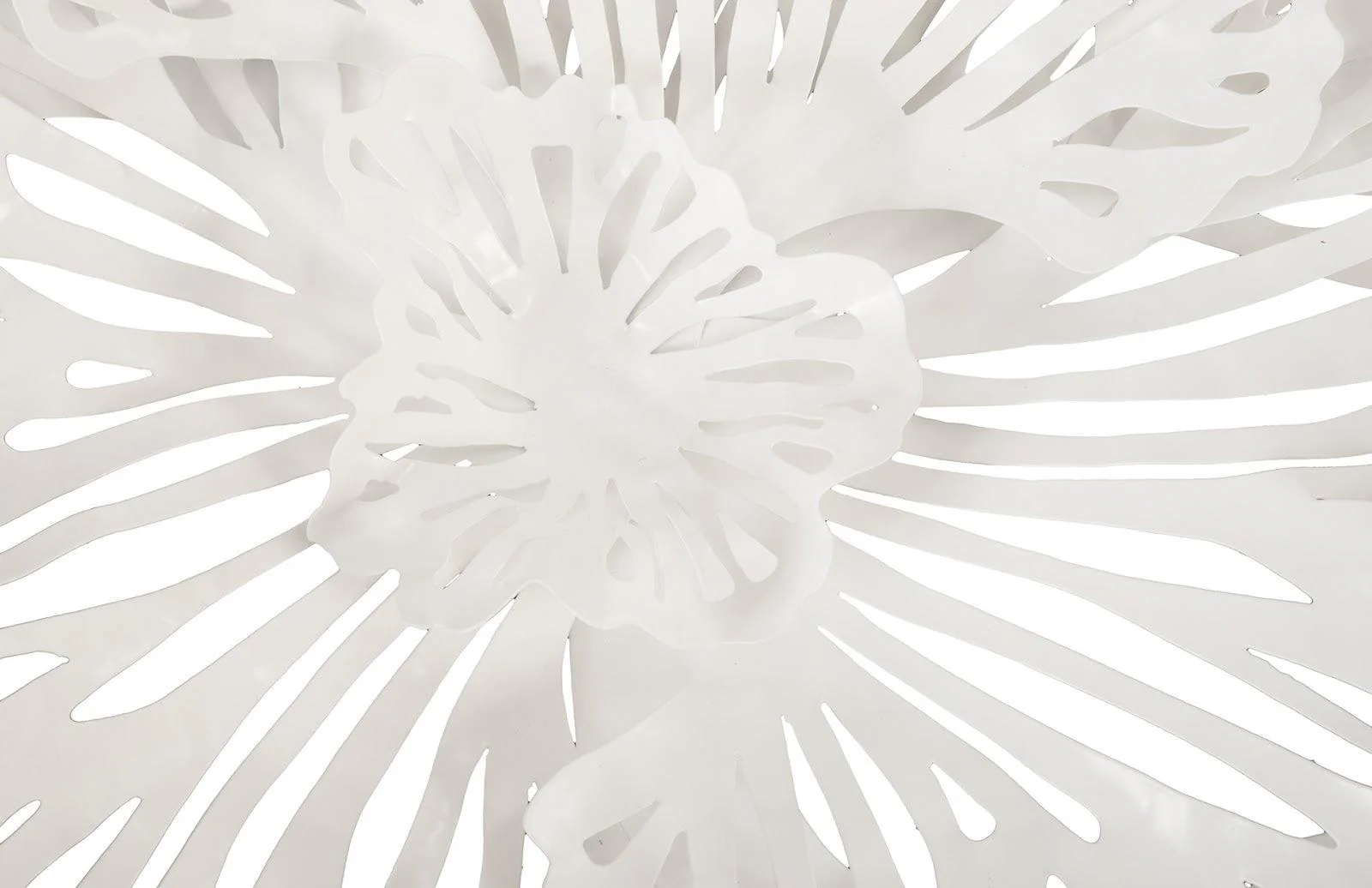 Flower Wall Art, Small, White, Metal - Remutear