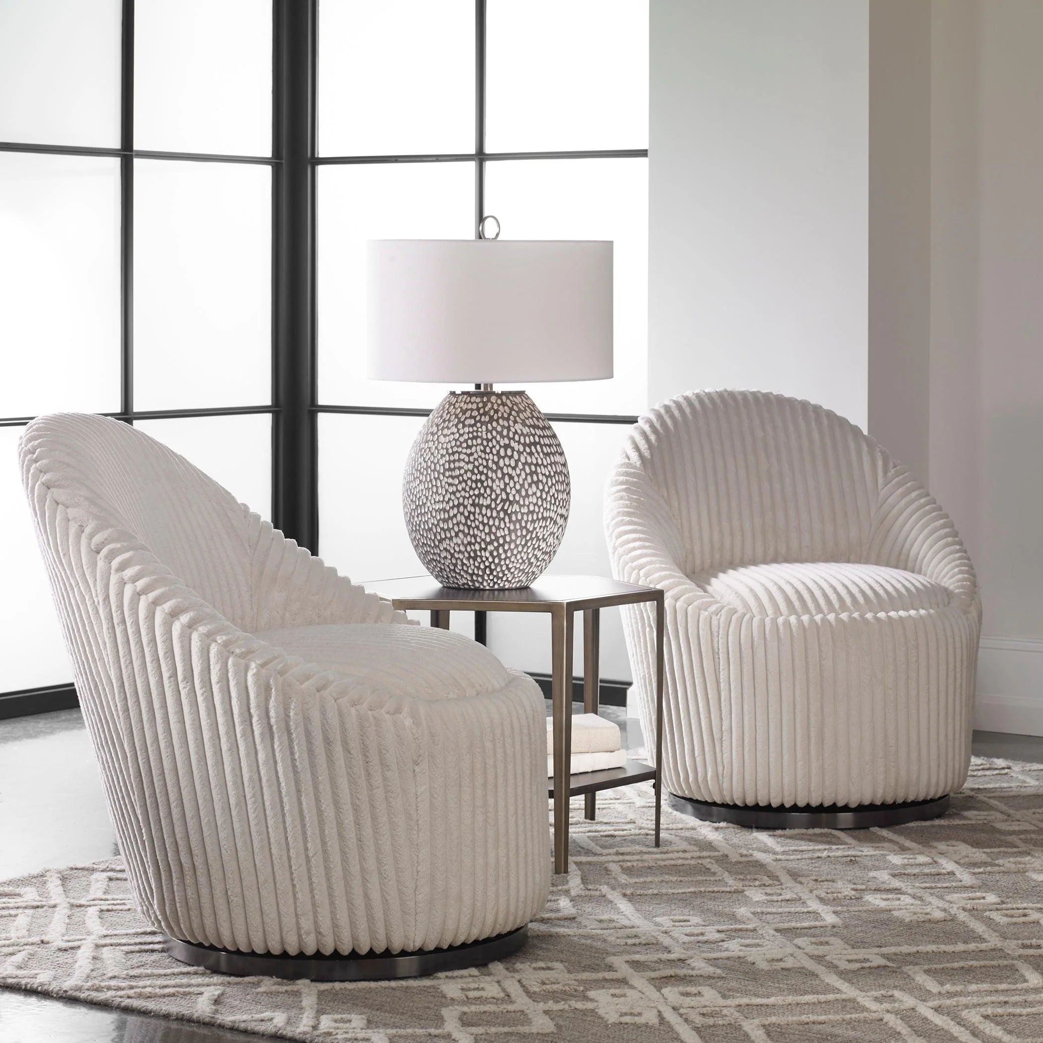 Crue White Swivel Chair - Remutear
