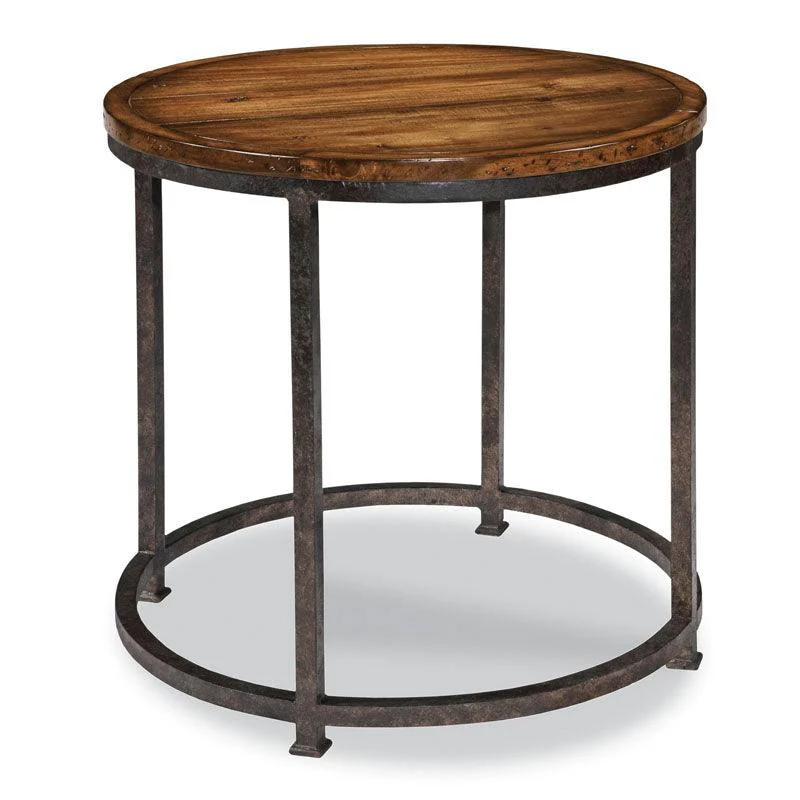 Utilitaire Side Table - Remutear