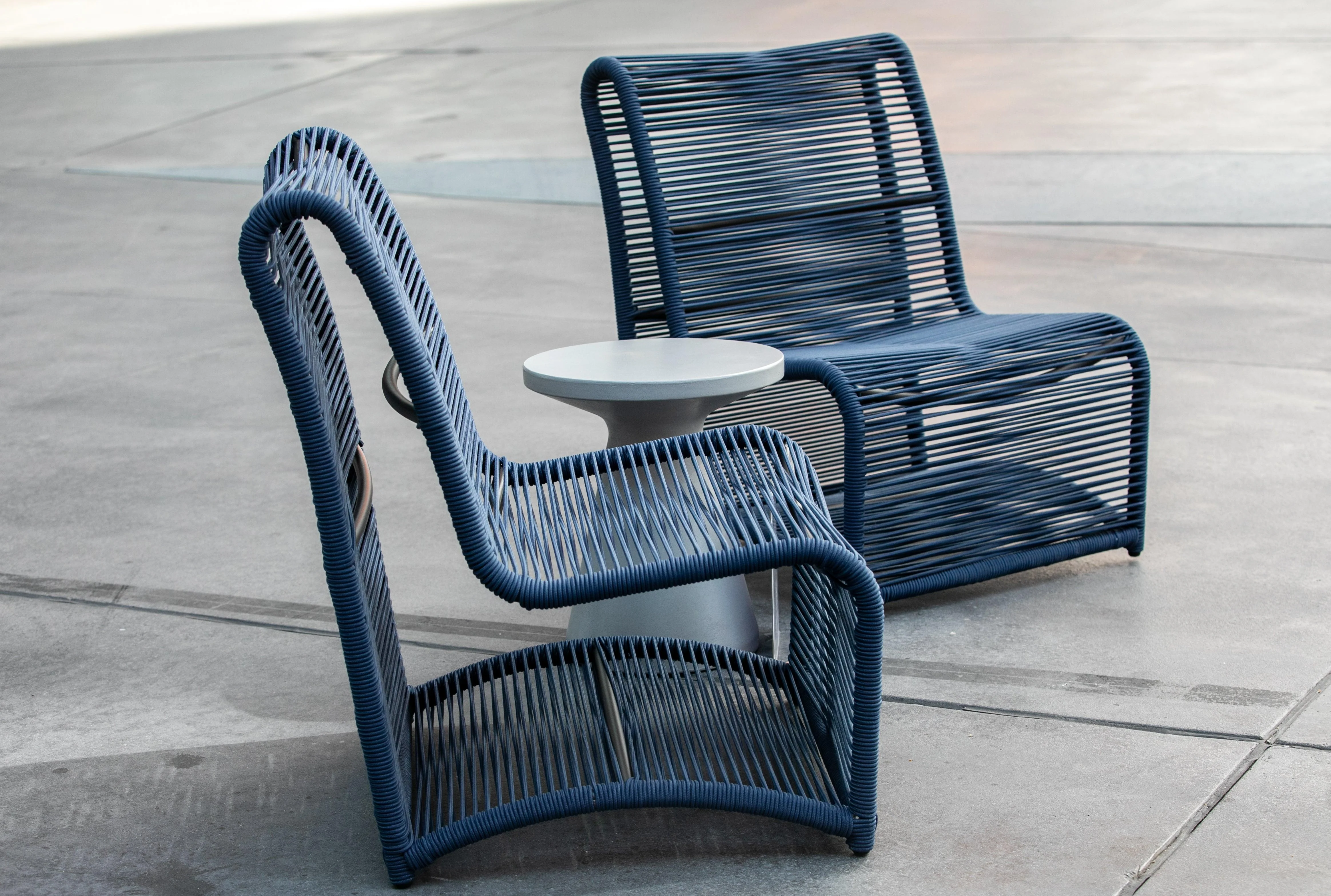 GRC Round End Table, Bone Finish - Remutear