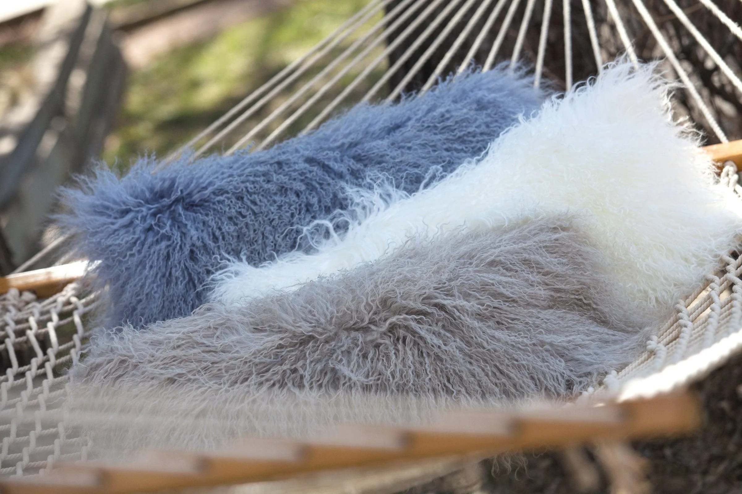 Longwool Tibetan Lamb Lumbar Cushion - Remutear