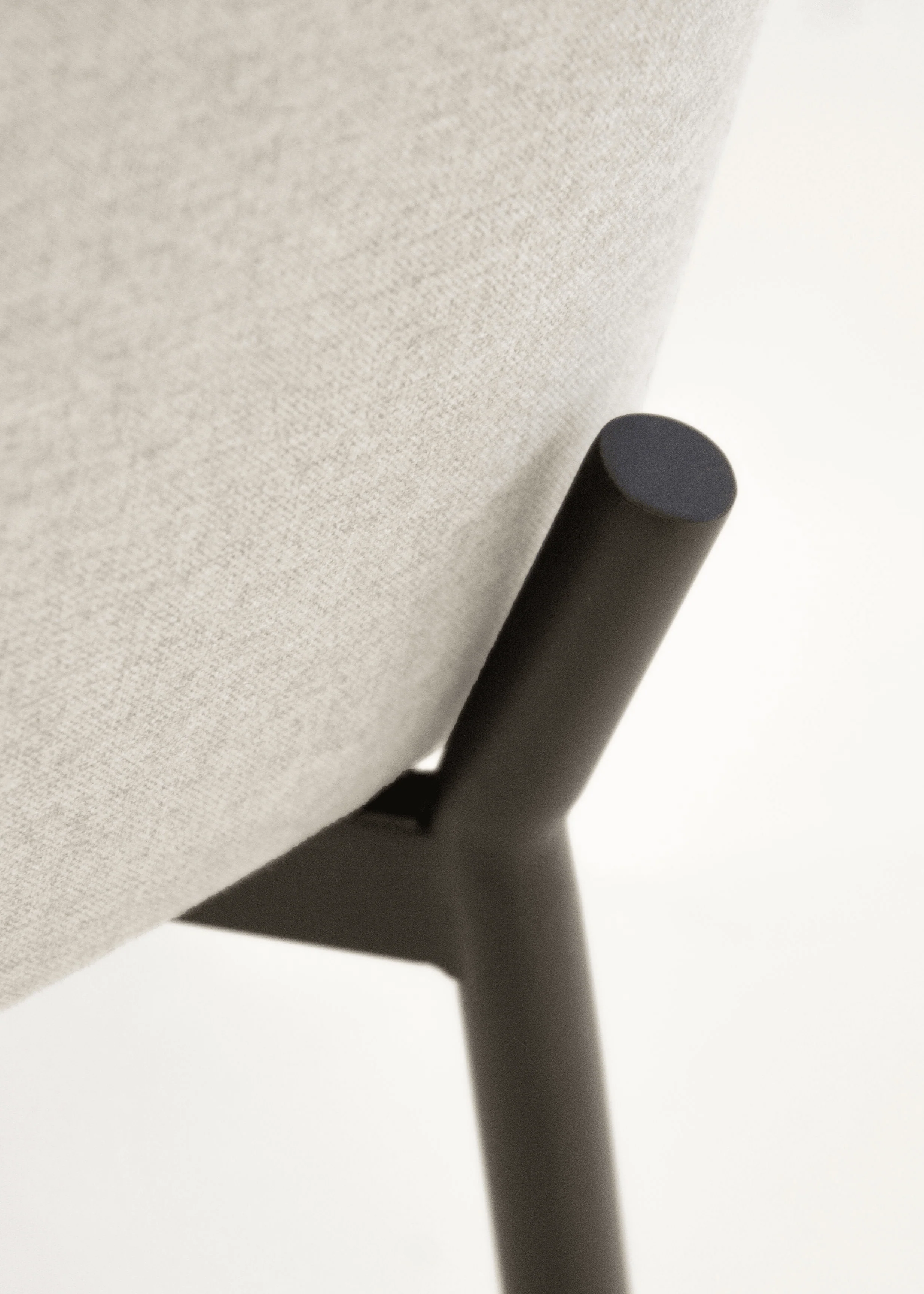 COZ Dining Armchair - Remutear