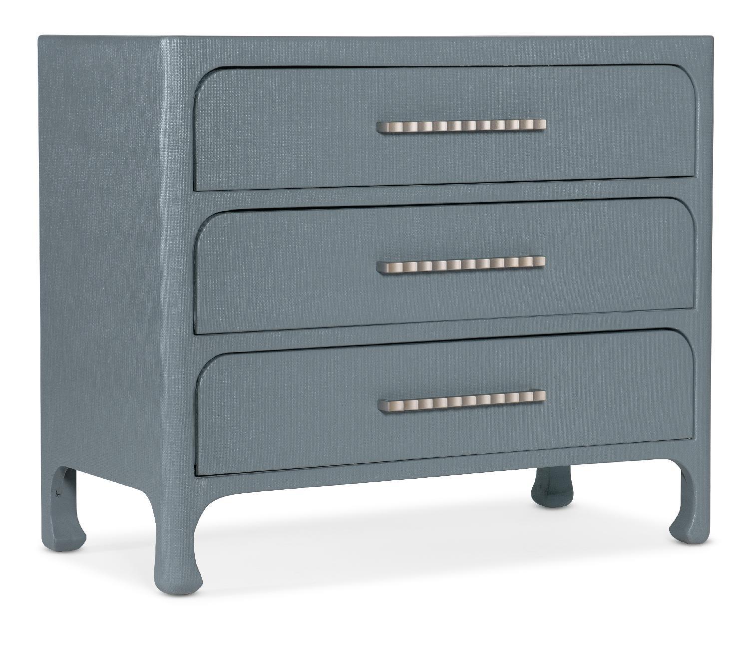 Serenity Cruiser Accent Chest - Remutear