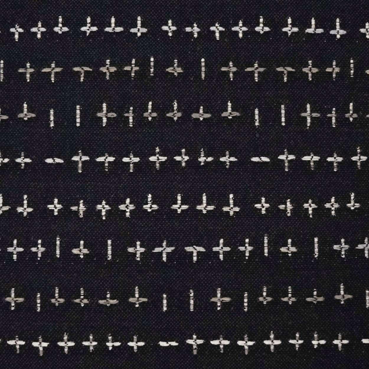 Morales Pillow - Remutear