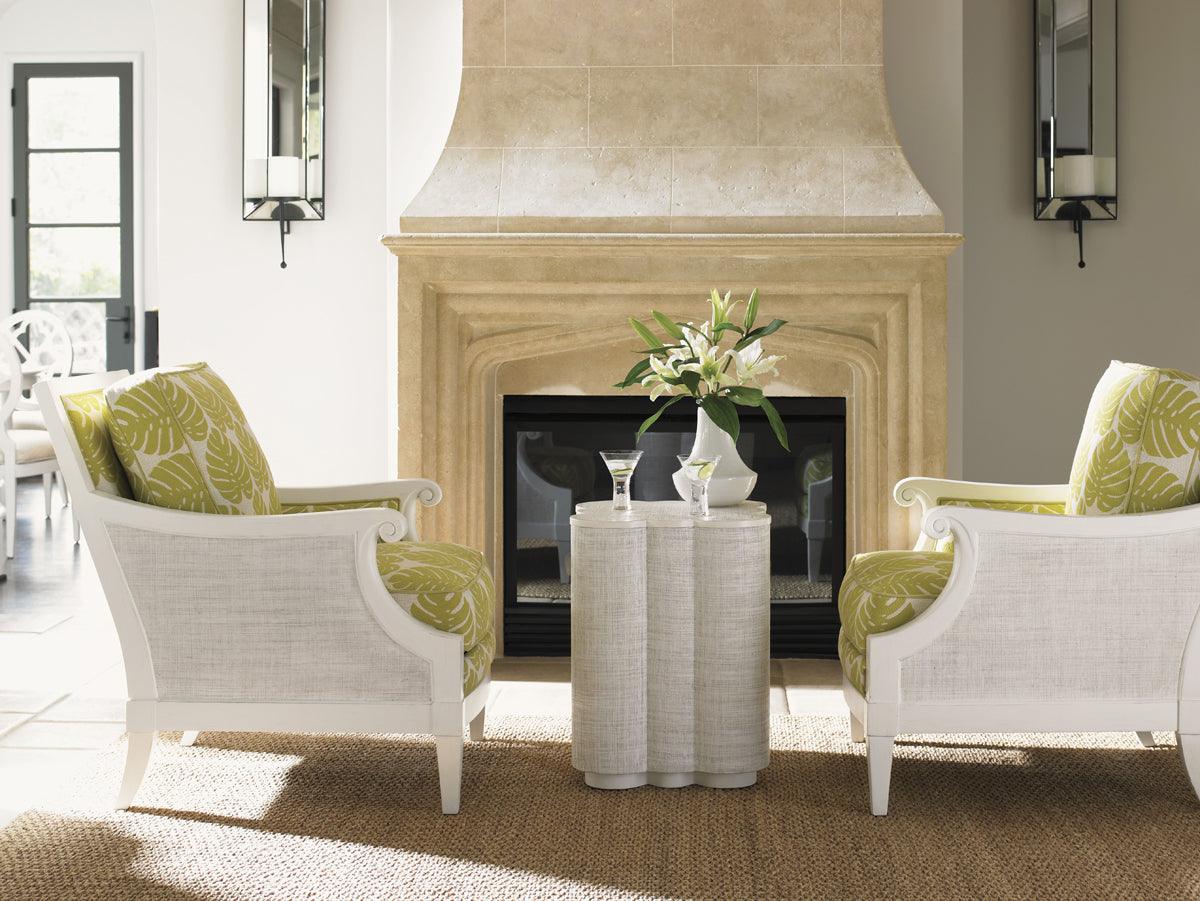 Ivory Key Spar Point Chairside Table - Remutear