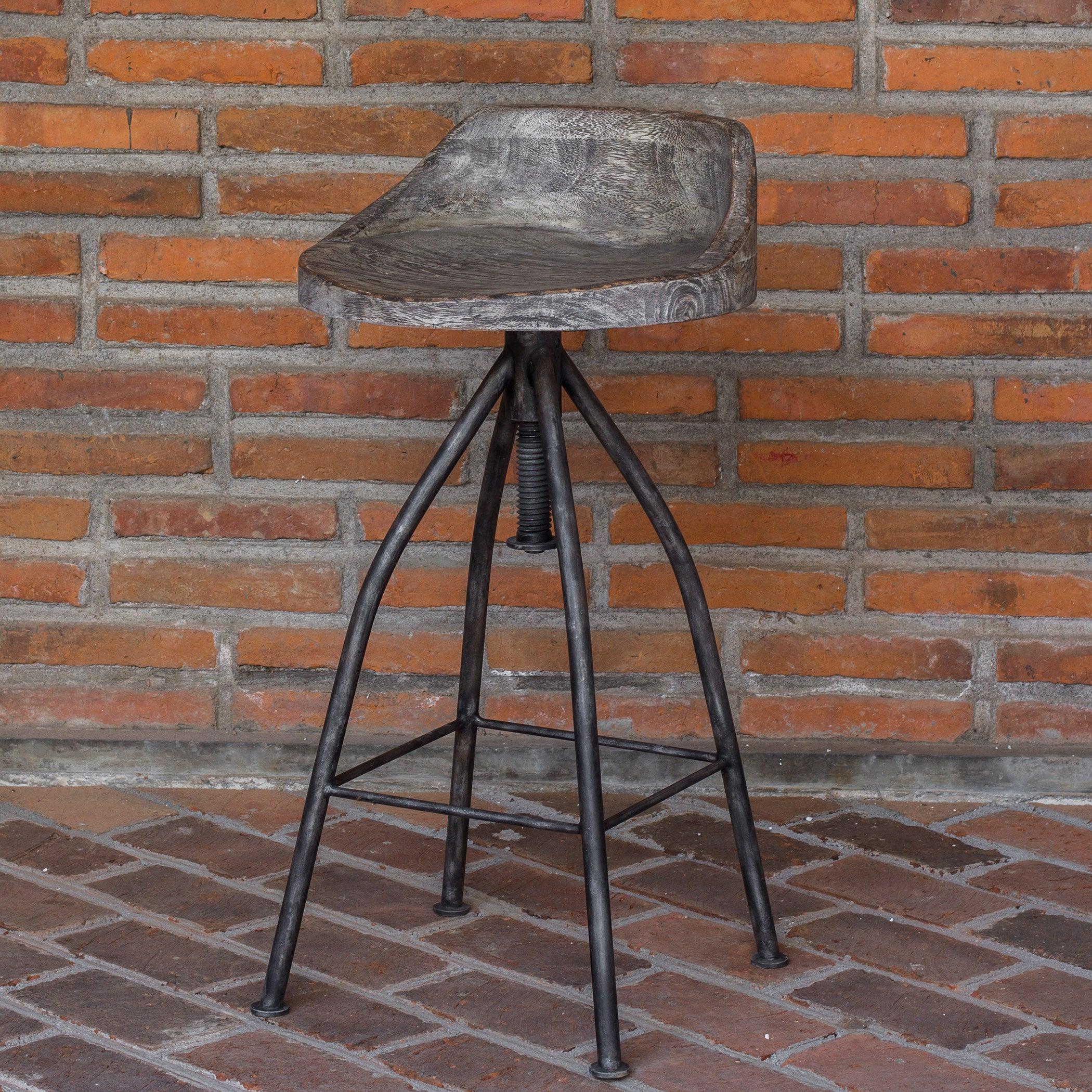 KAIRU WOODEN BAR STOOL - Remutear