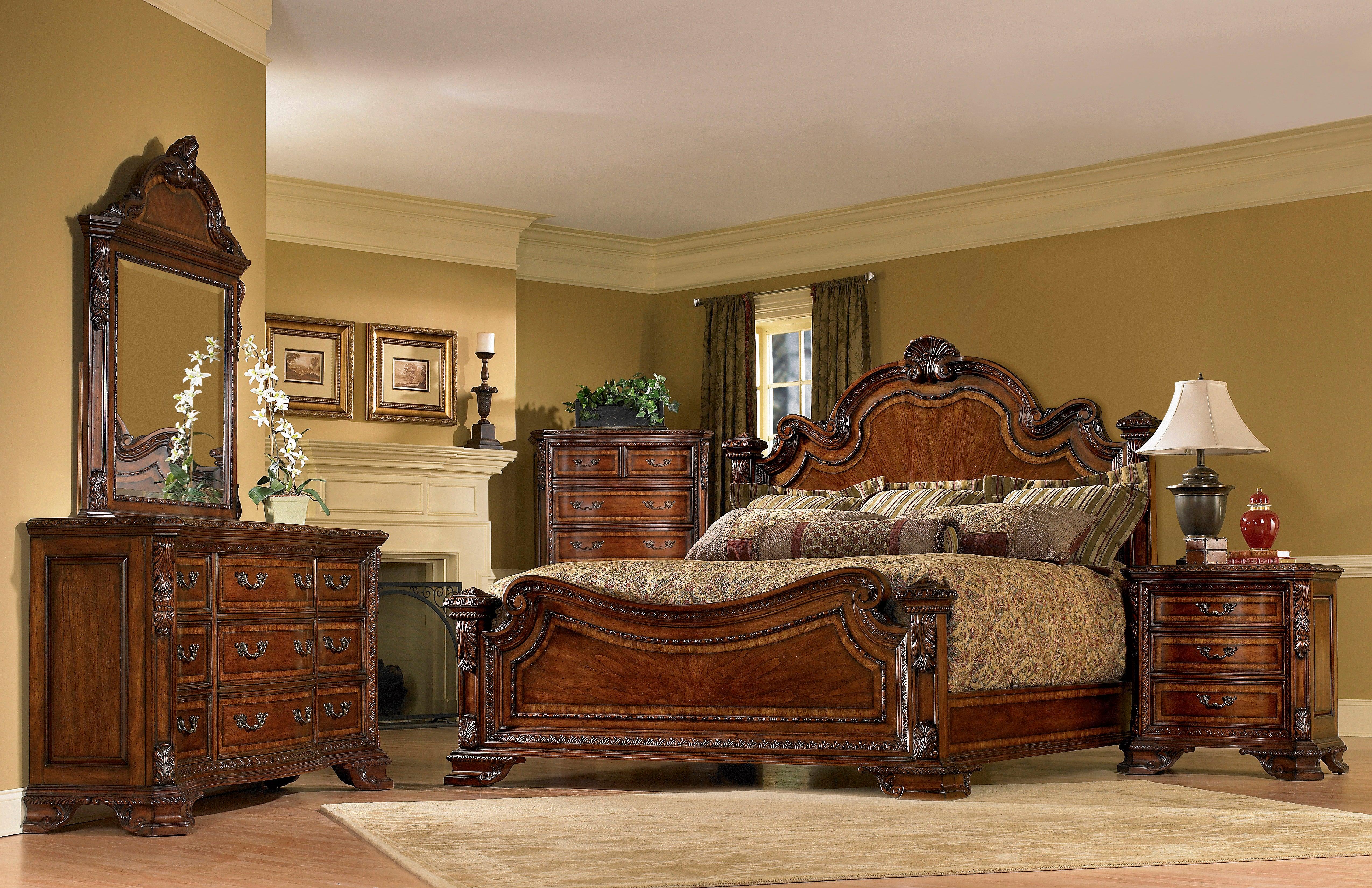 Old World Estate Bed - Remutear