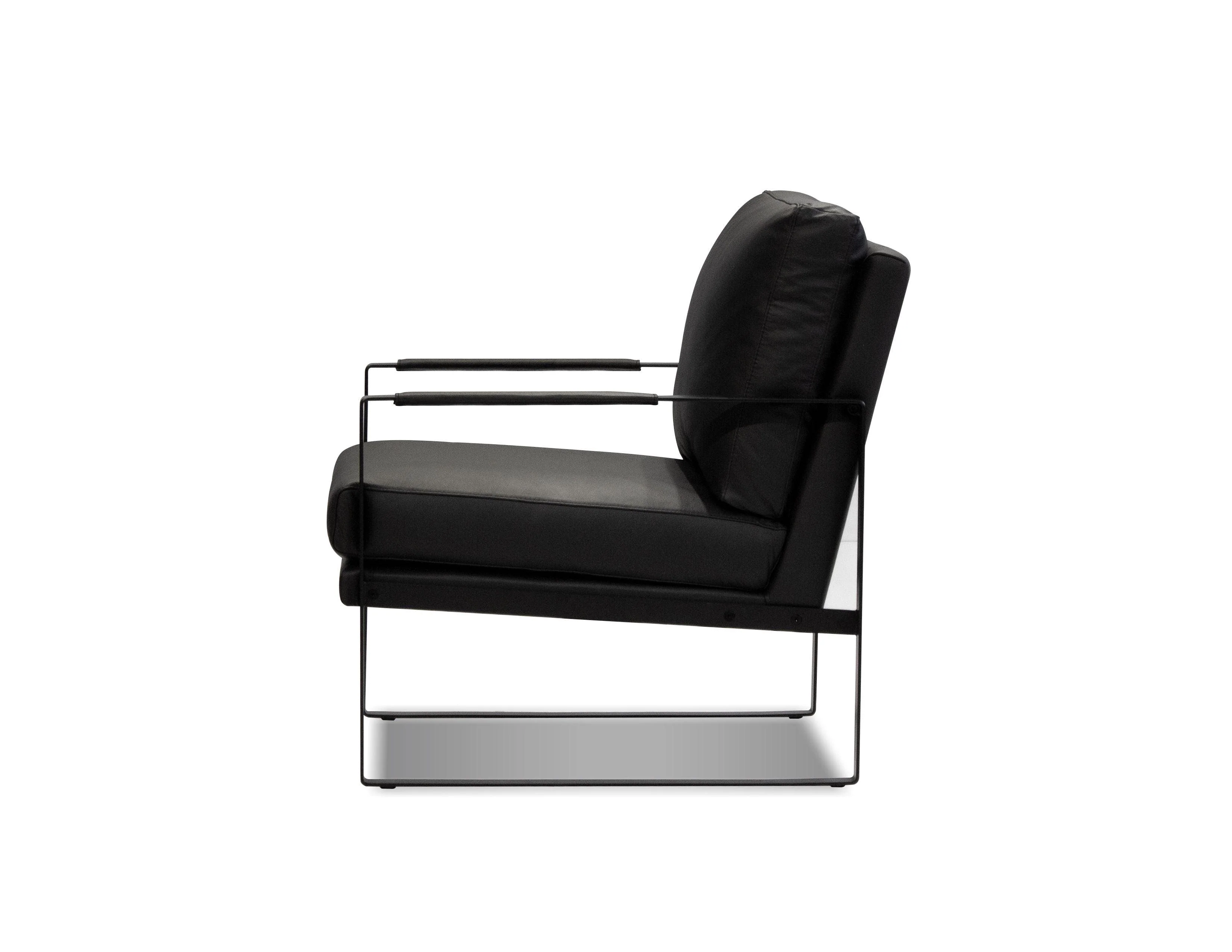 MITCHELL Lounge Chair - Remutear
