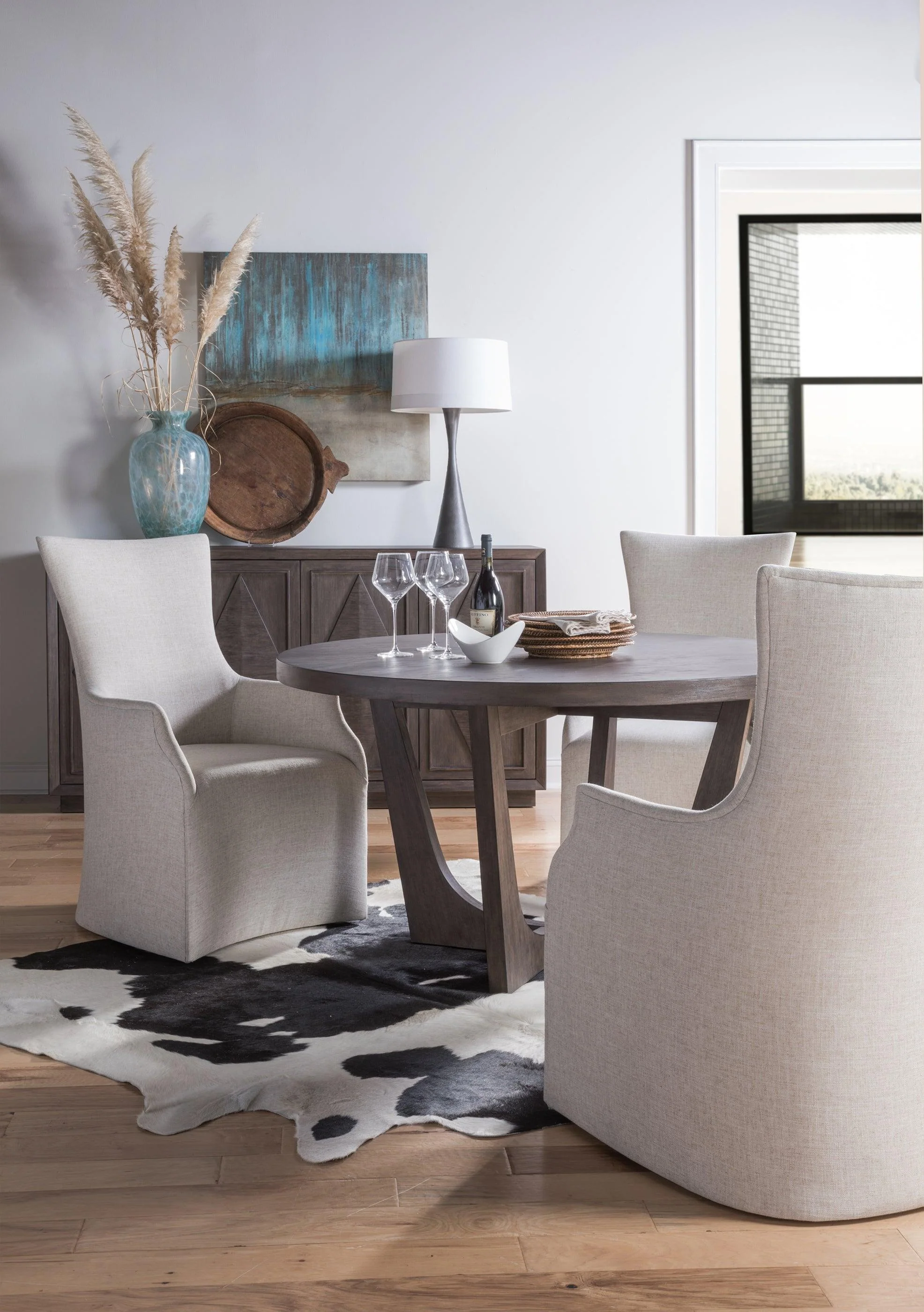 Signature Designs Juliet Arm Chair With Casters - Remutear