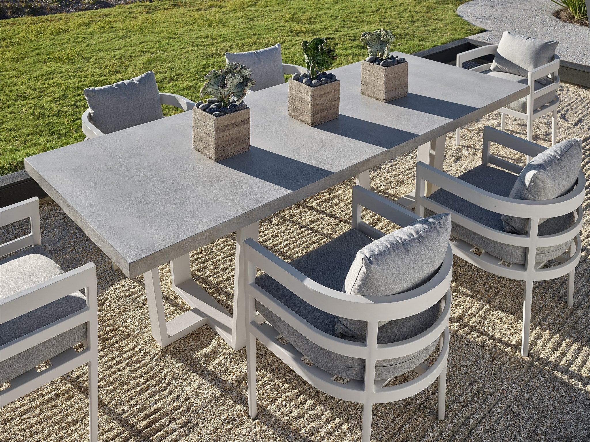 Outdoor South Beach Dining Table - Remutear