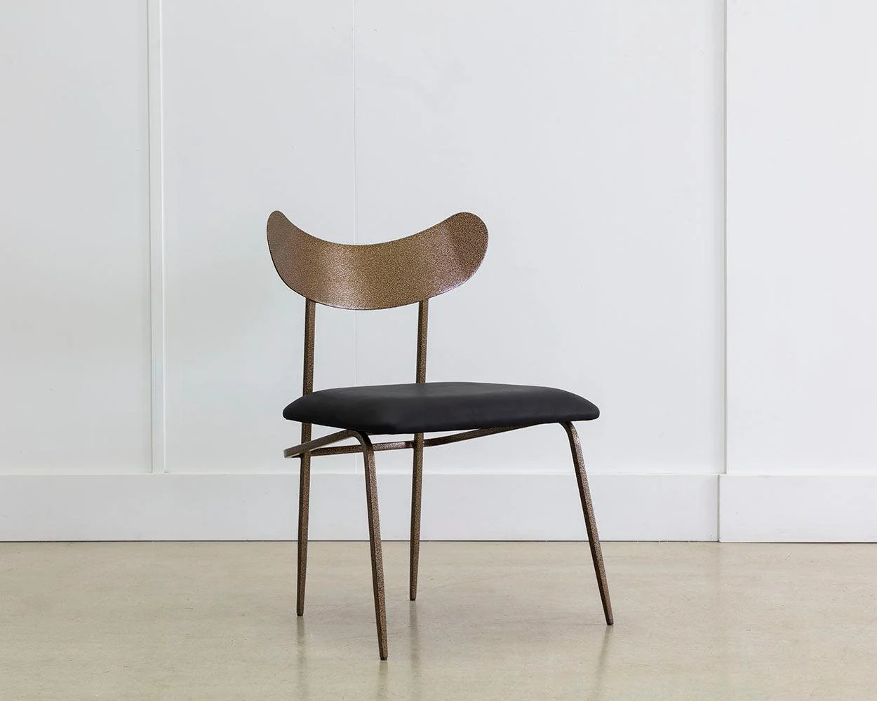 Gibbons Dining Chair - Remutear