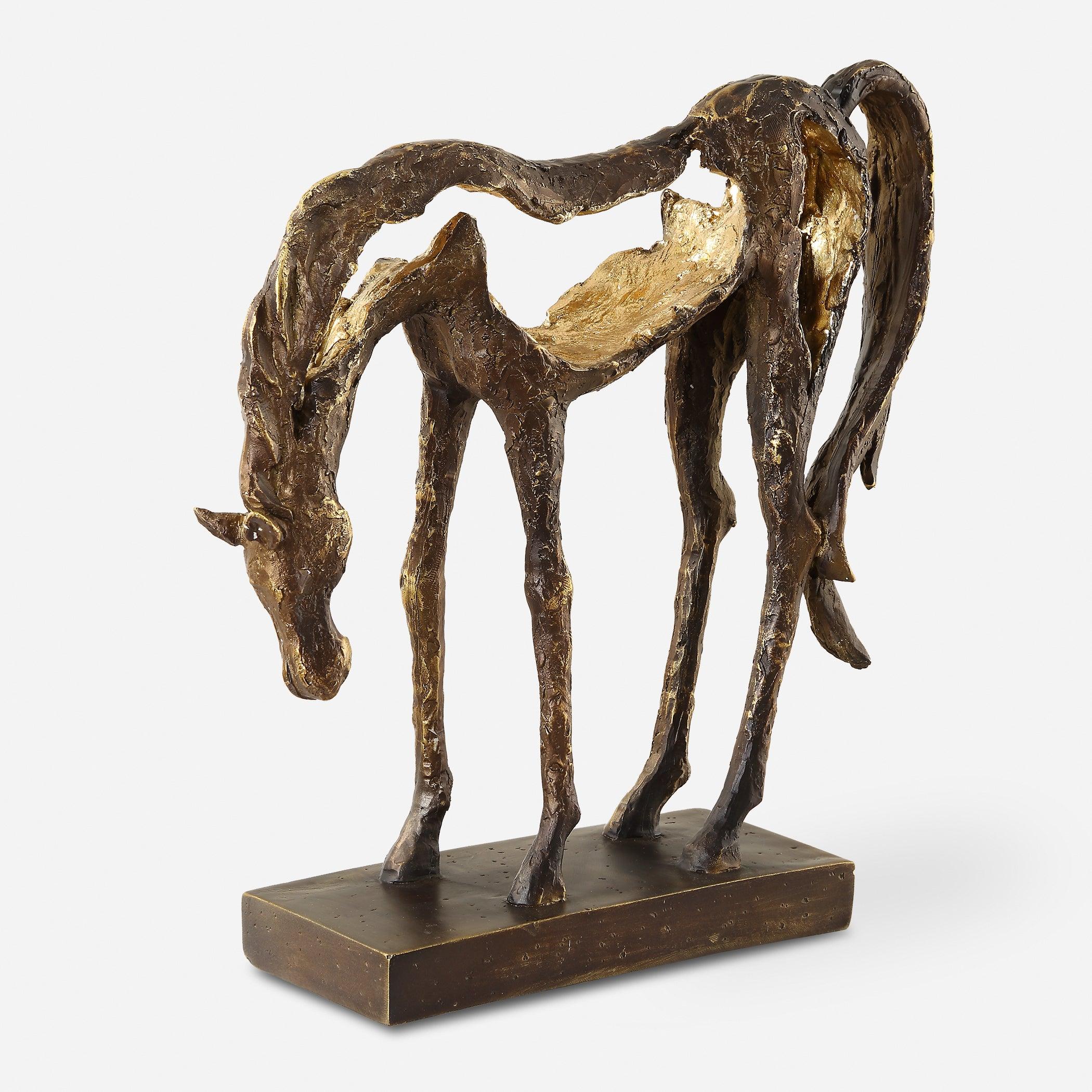 Openly Grazing Horse Sculpture - Remutear