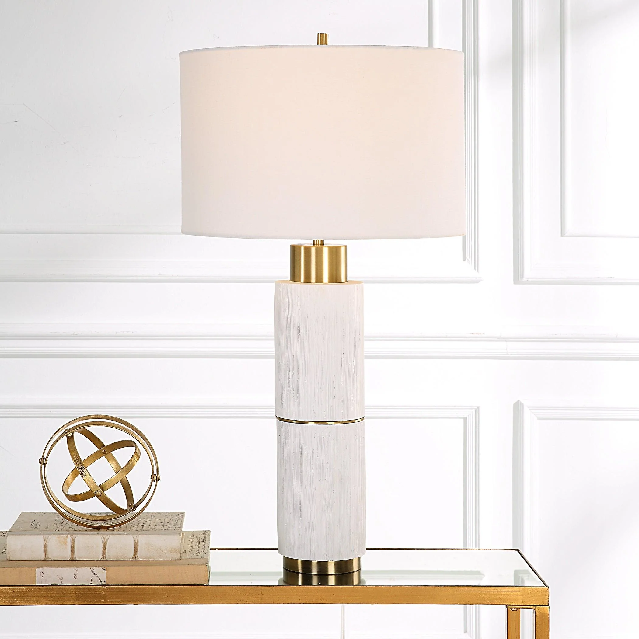 Ruse Whitewashed Table Lamp - Remutear