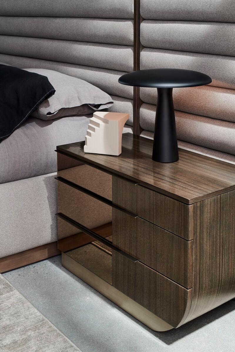 LA MODA RF NIGHTSTAND - Remutear