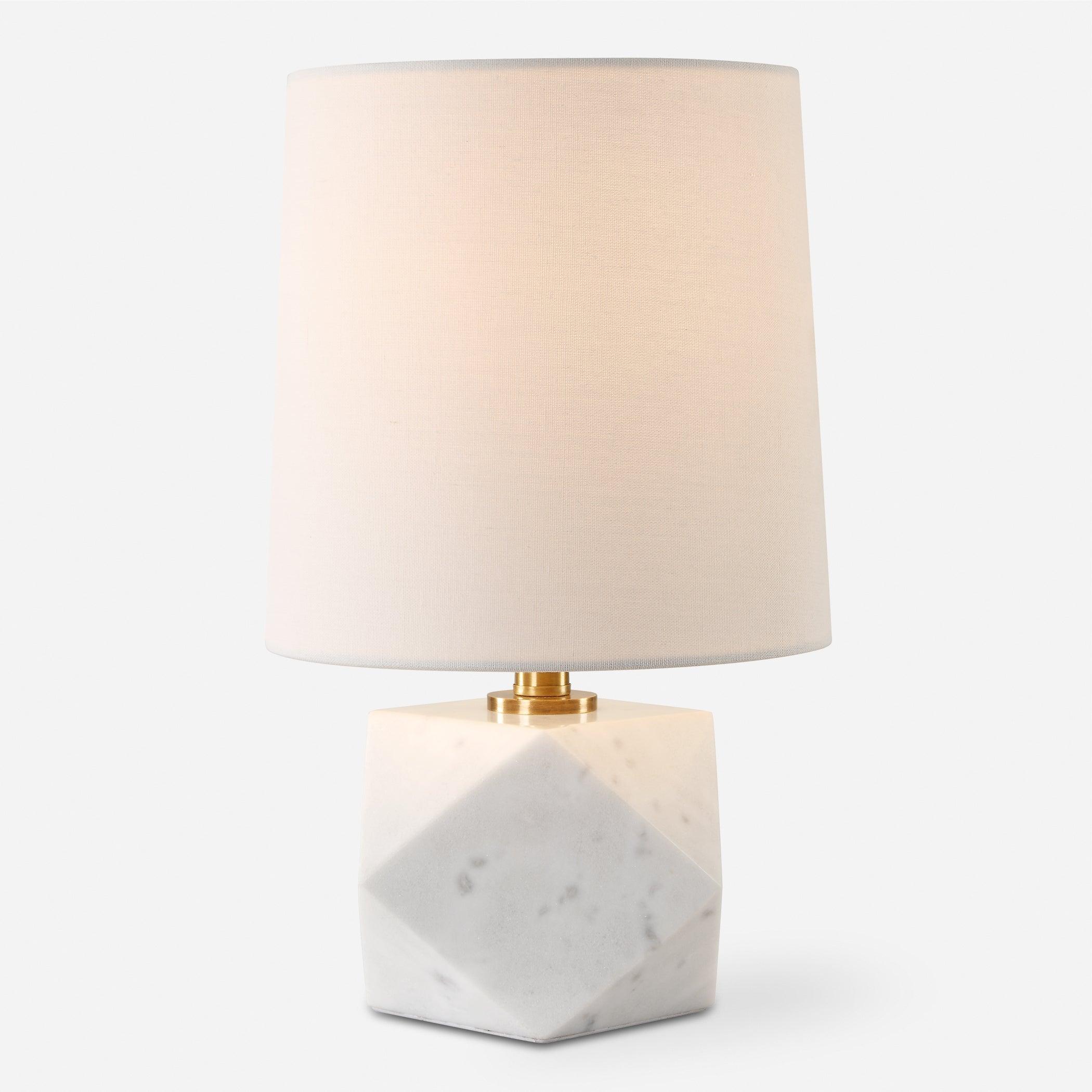 A Cut Above Table Lamp - Remutear