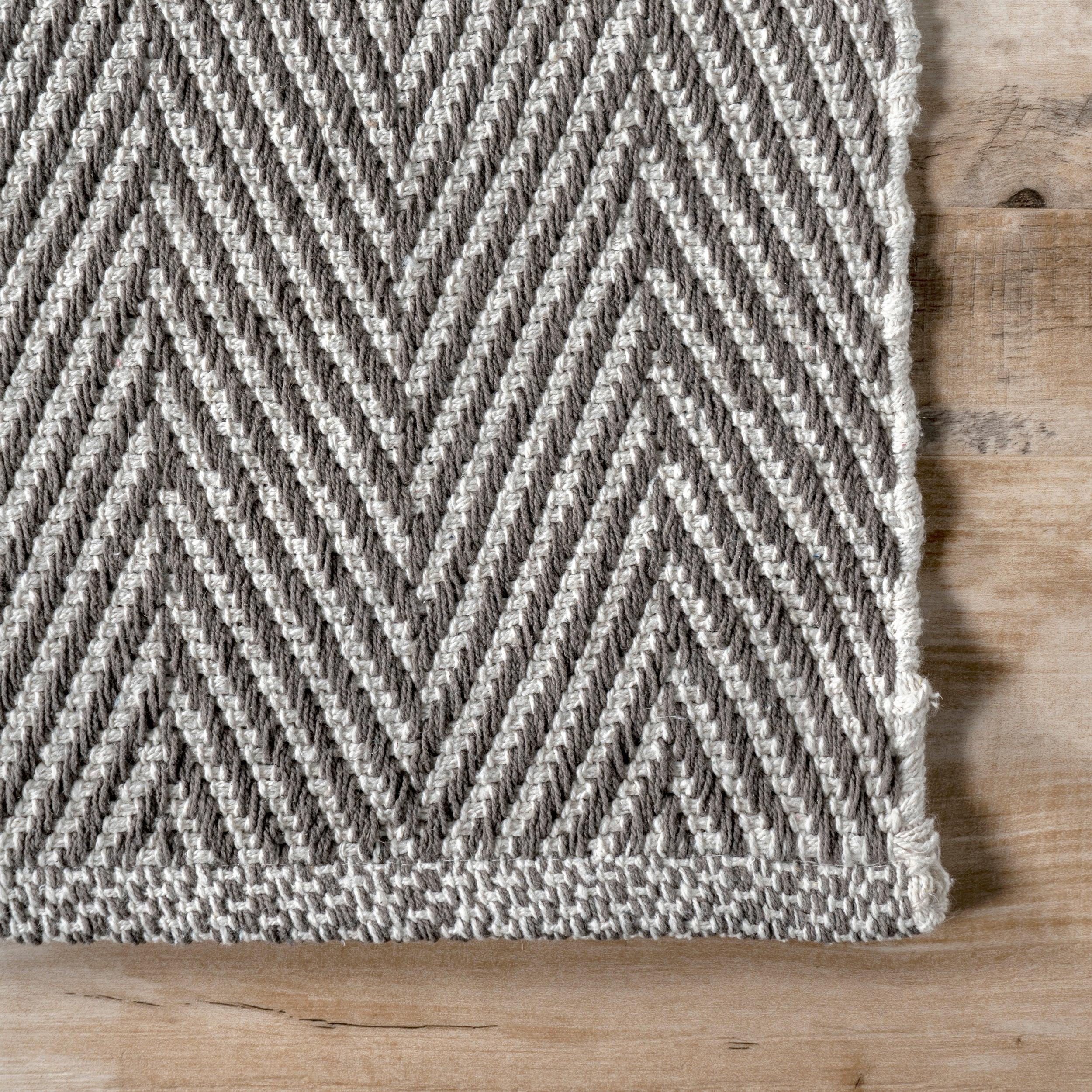 Hand Loomed Kimberley Area Rug - Remutear