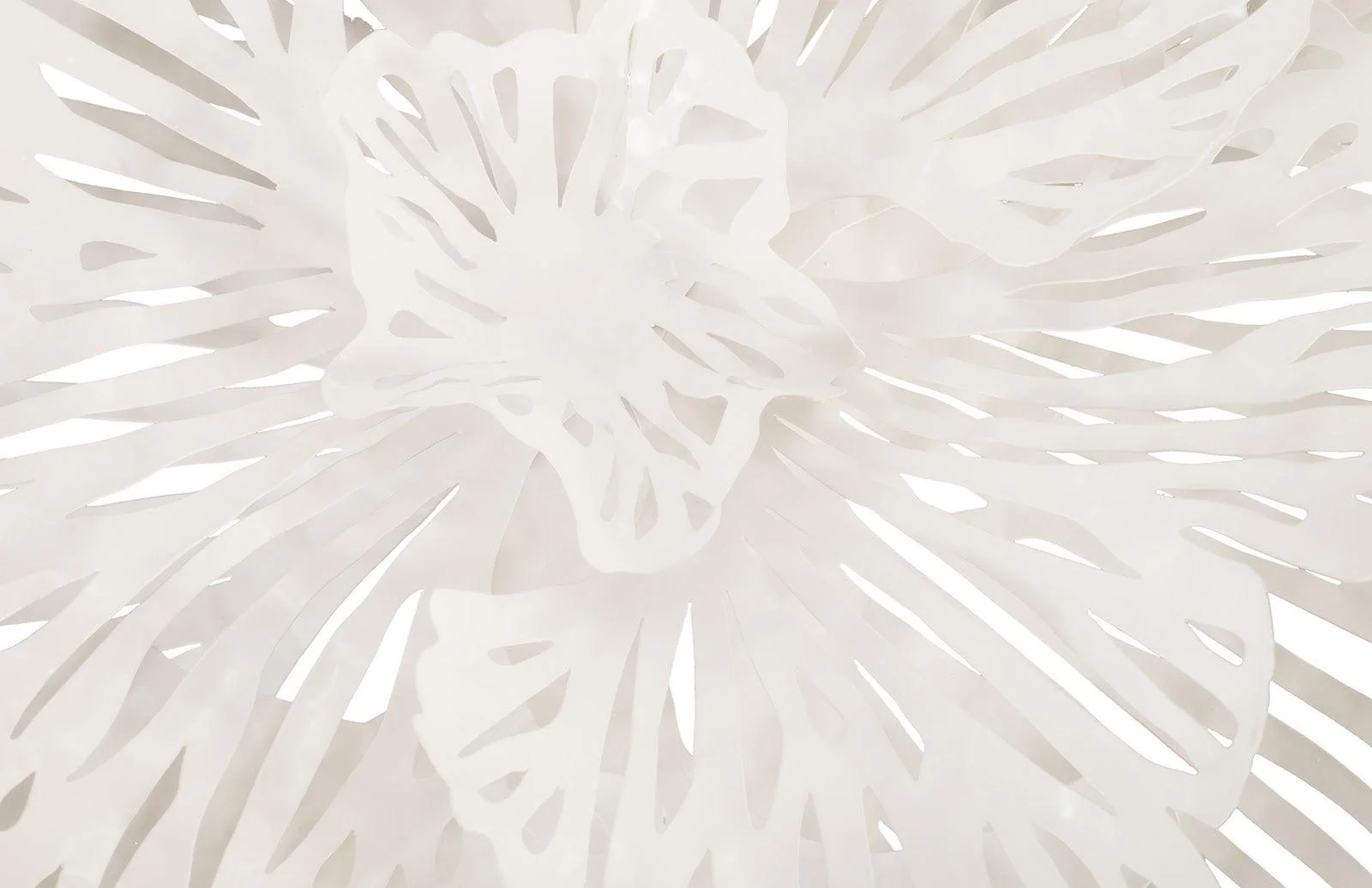 Flower Wall Art, Medium, White, Metal - Remutear