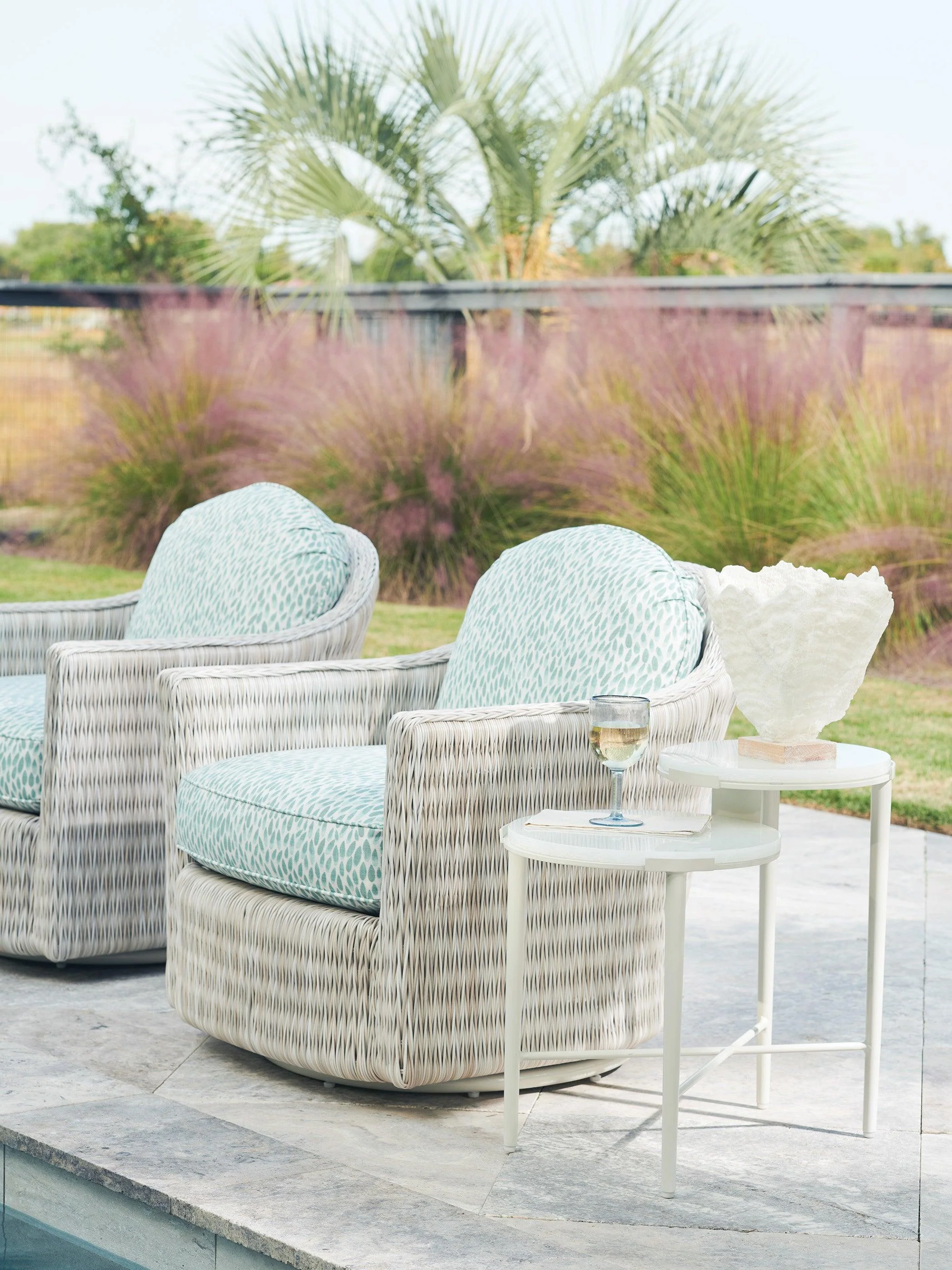 Seabrook Tiered End Table - Remutear