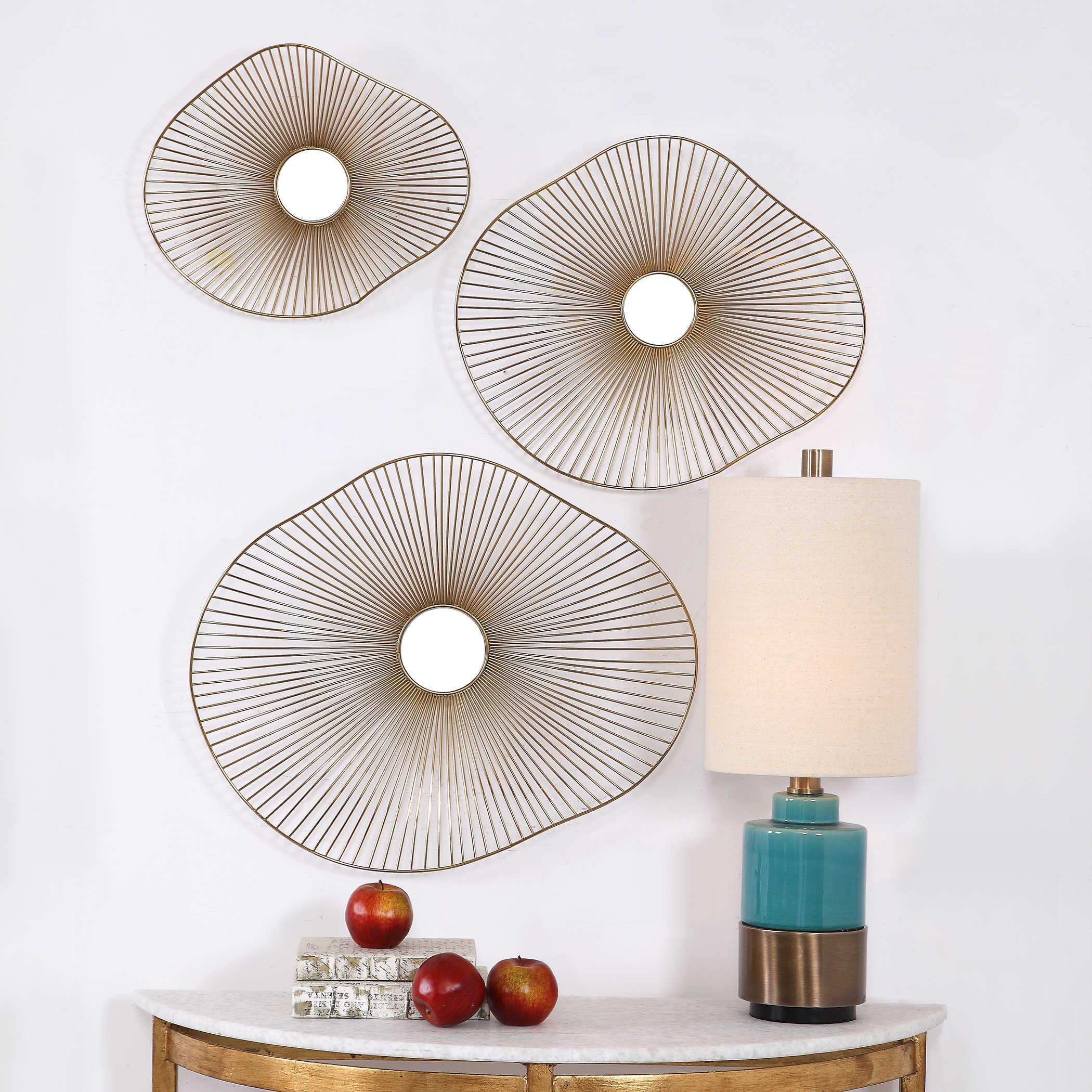 AVARIE GOLD METAL WALL ART SET/3 - Remutear