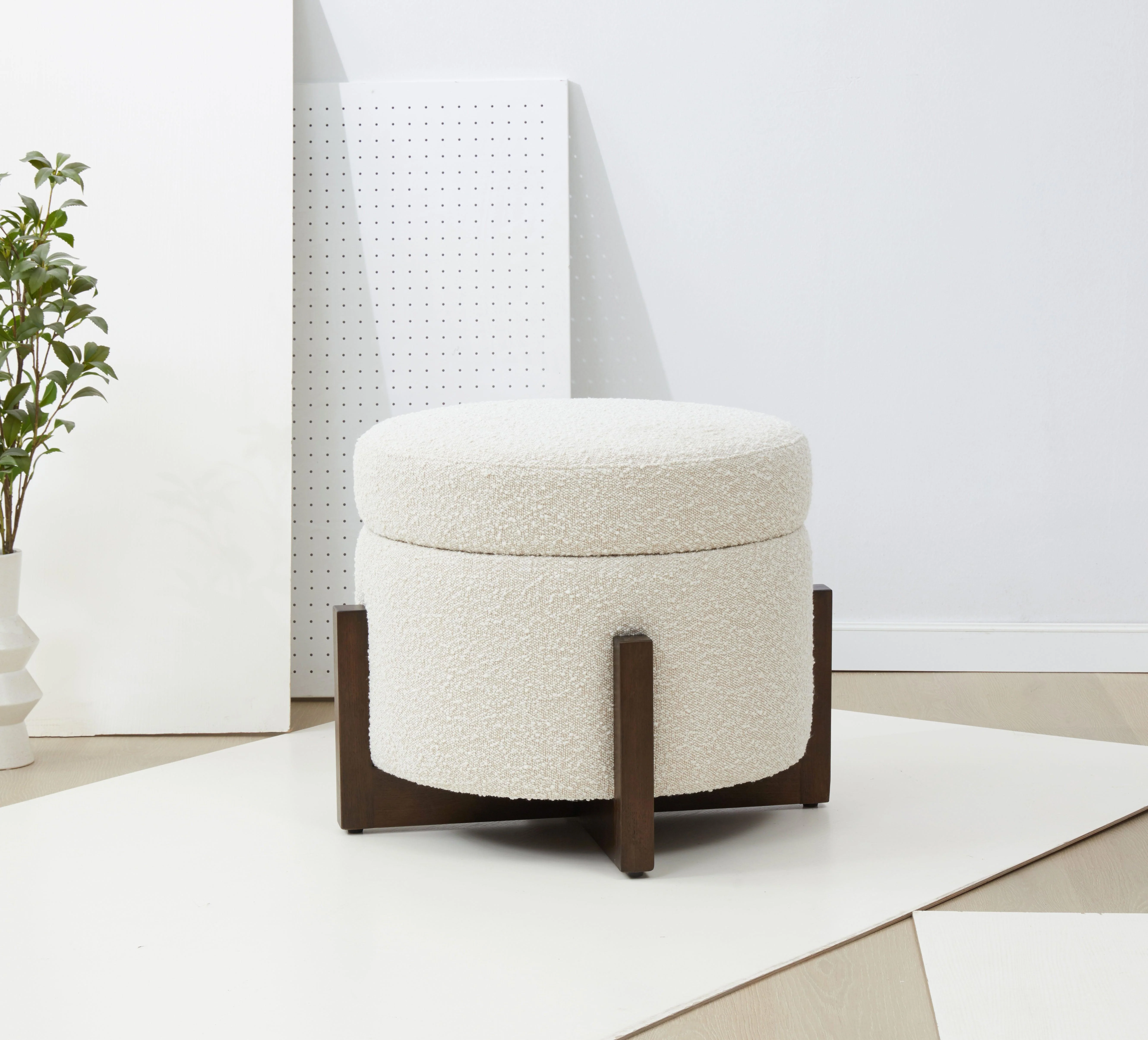 Danylyn Boucle Storage Ottoman - Remutear