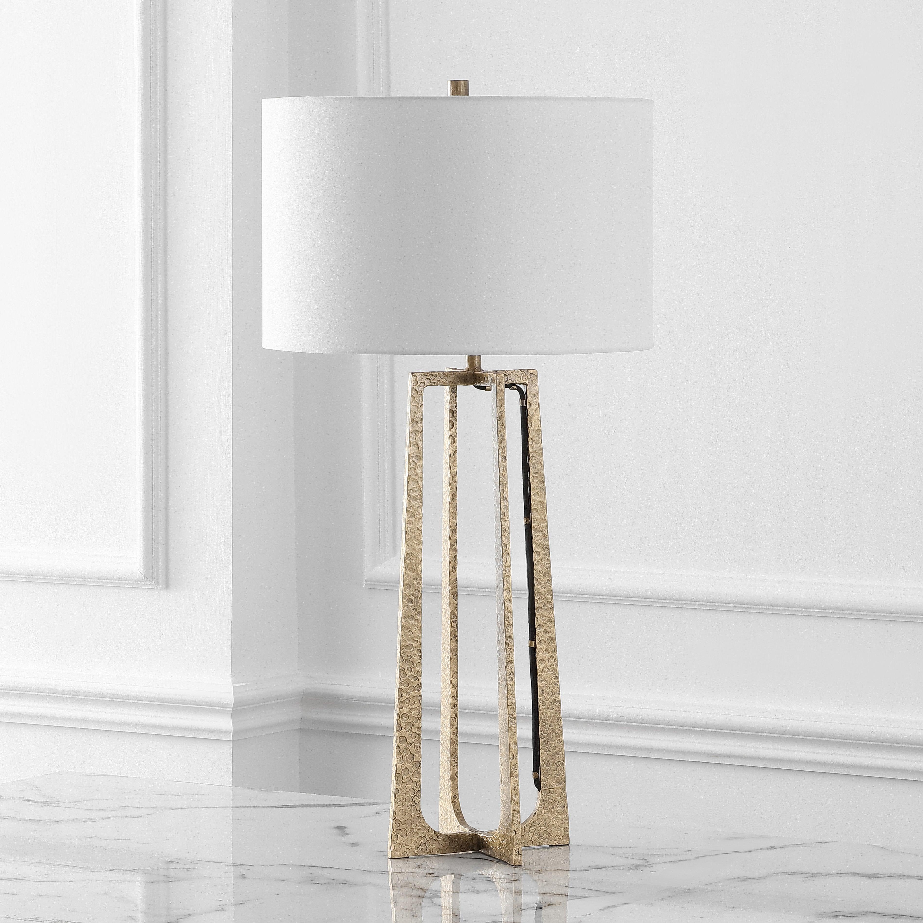 Pollyanna Metal Base Table Lamp - Remutear