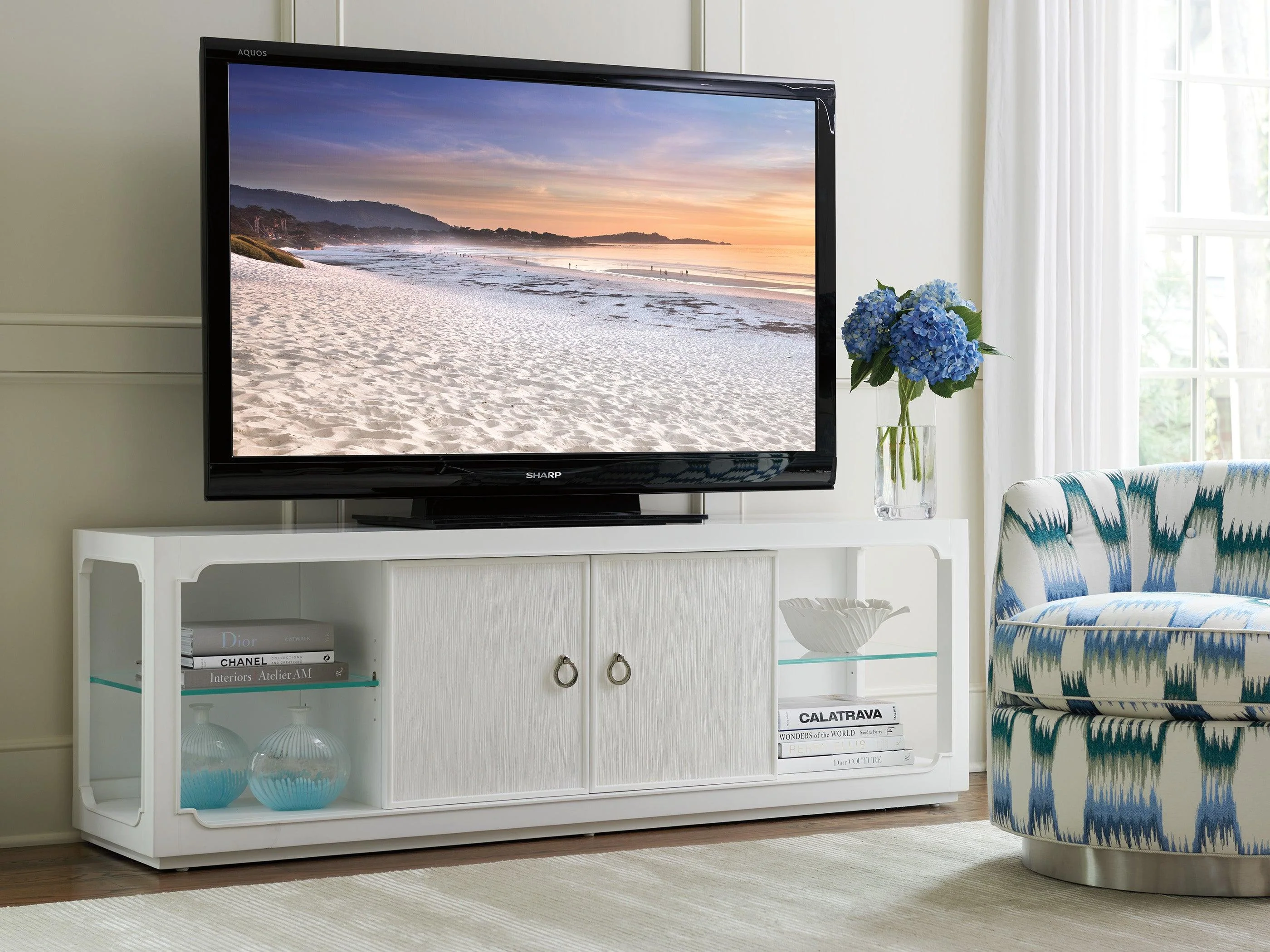 Avondale Hamilton Media Console - Remutear