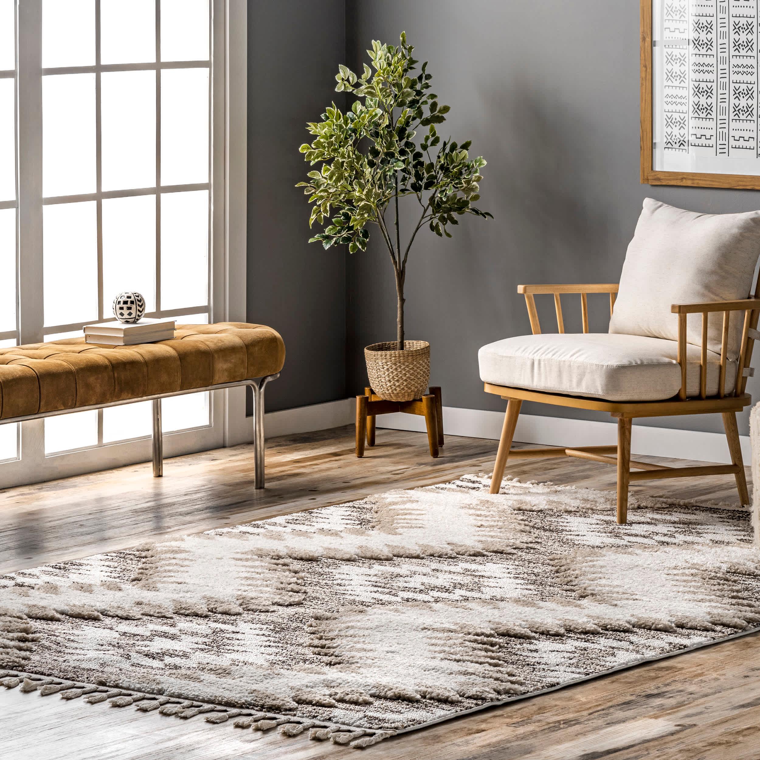 Adelade Aztec High Low Shaggy Tassel Area Rug - Remutear