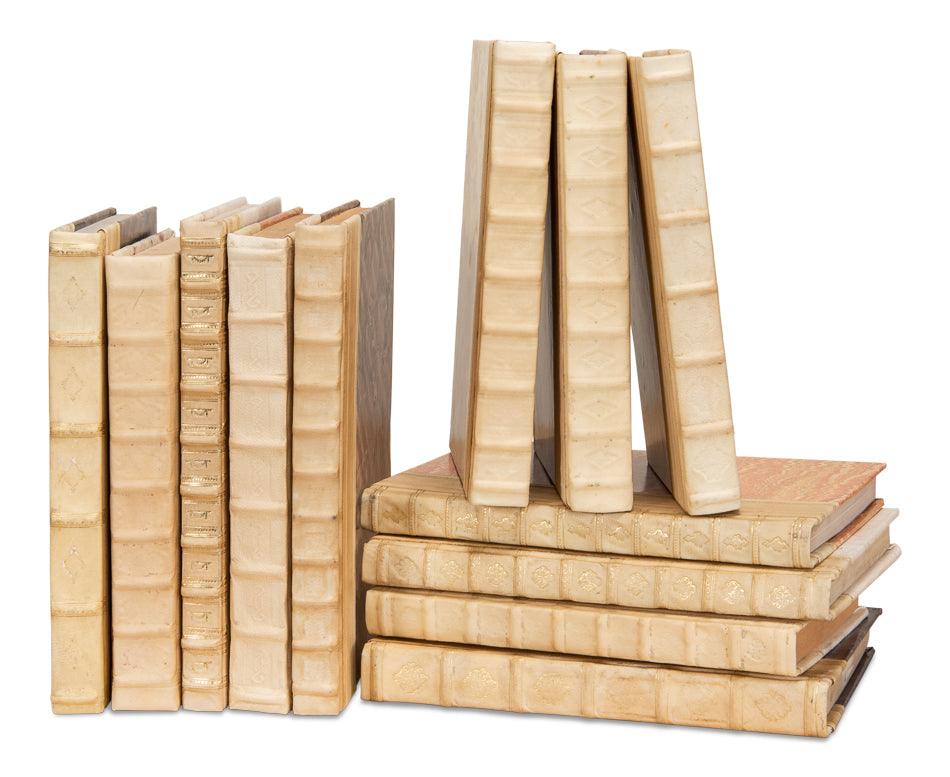 White Leather & Paper Books S/24 - Remutear