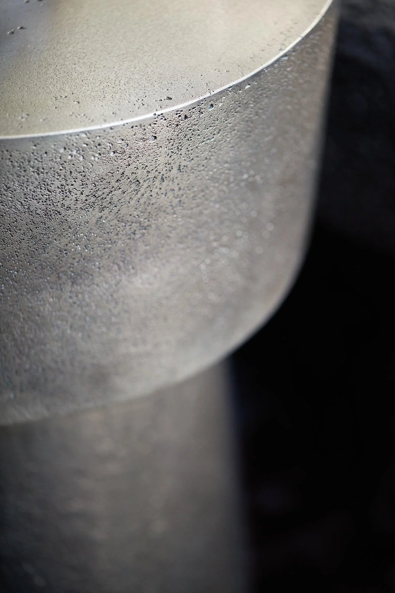 LINEA ACCENT TABLE - Remutear