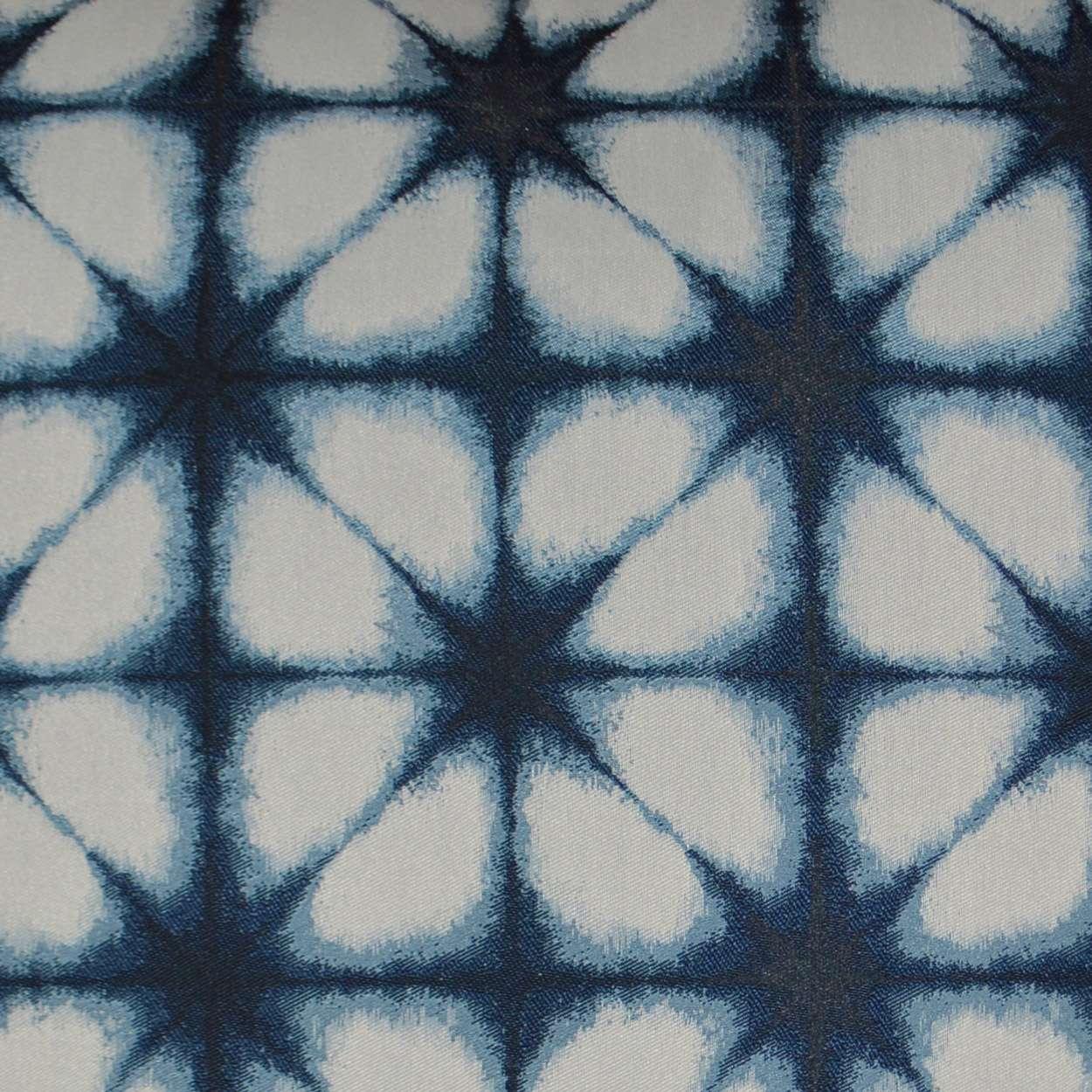 Aretha Pillow - Remutear