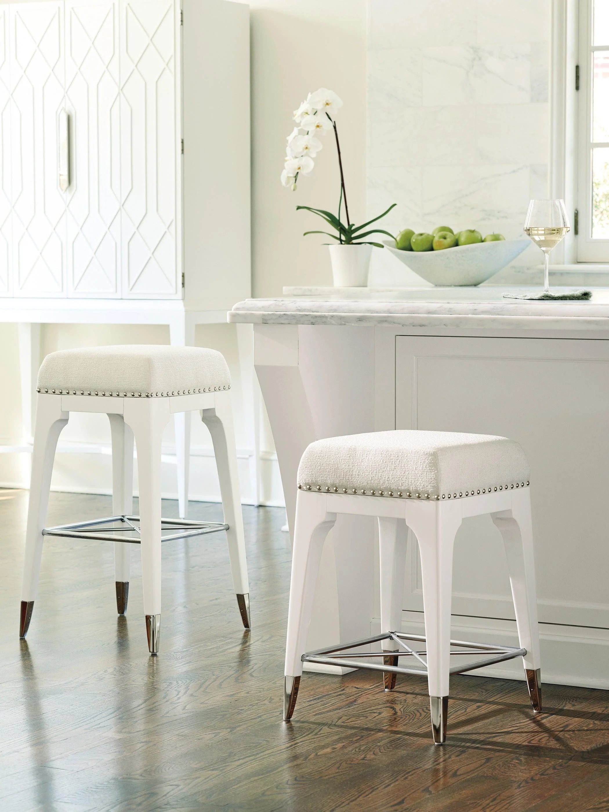 Avondale Northbrook Counter Stool - Remutear