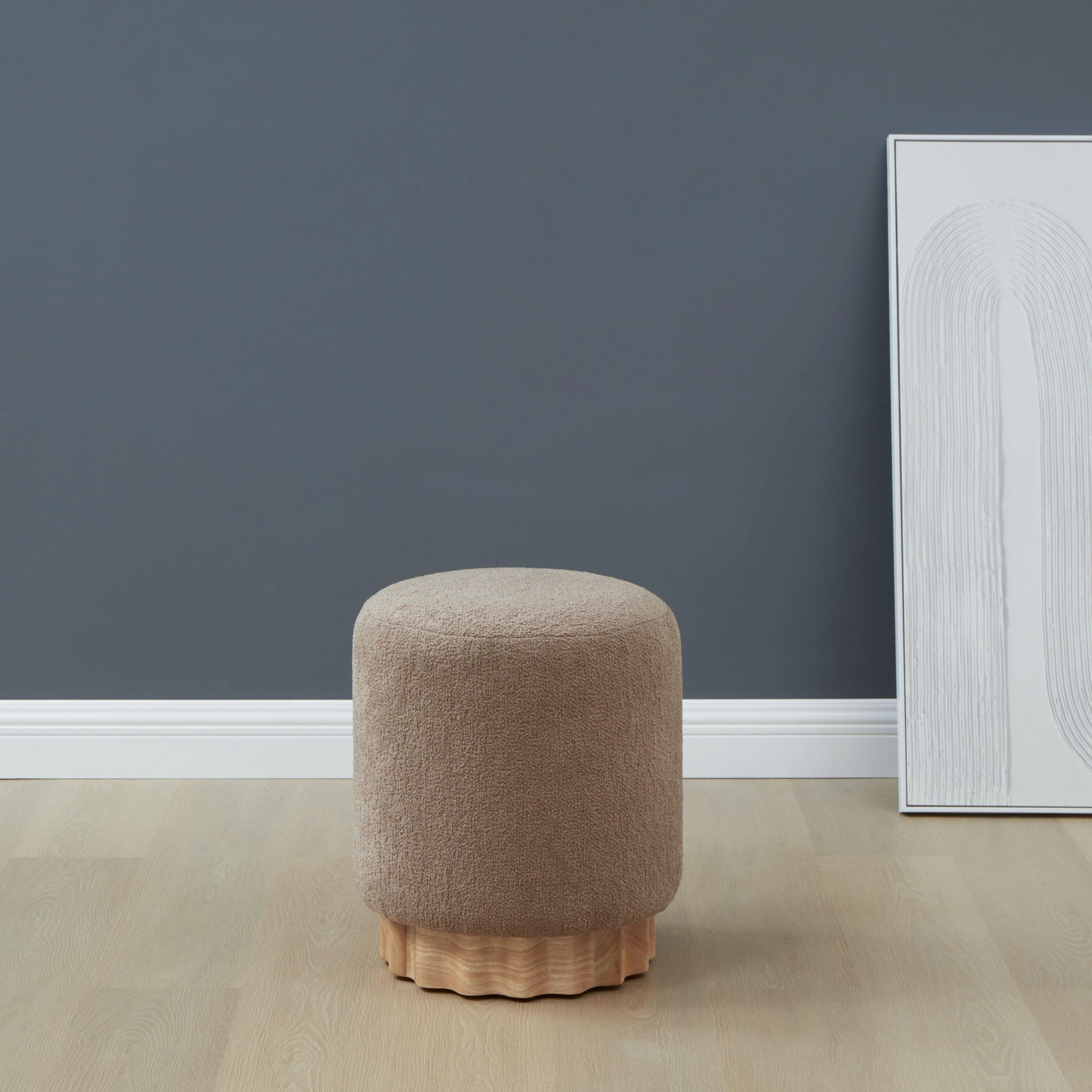 Nikolas Round Boucle Ottoman - Remutear