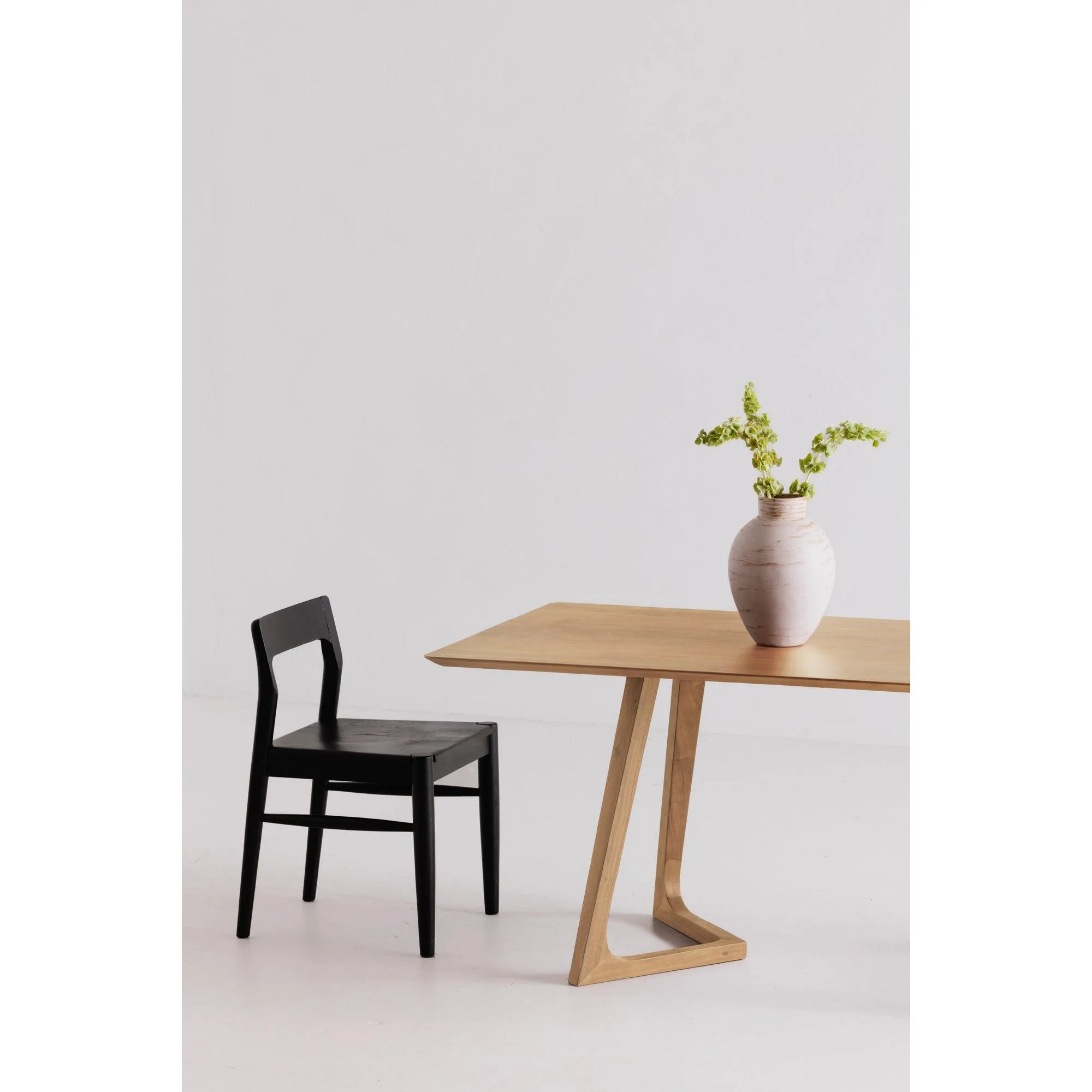 Godenza Dining Table Rectangular Oak - Remutear