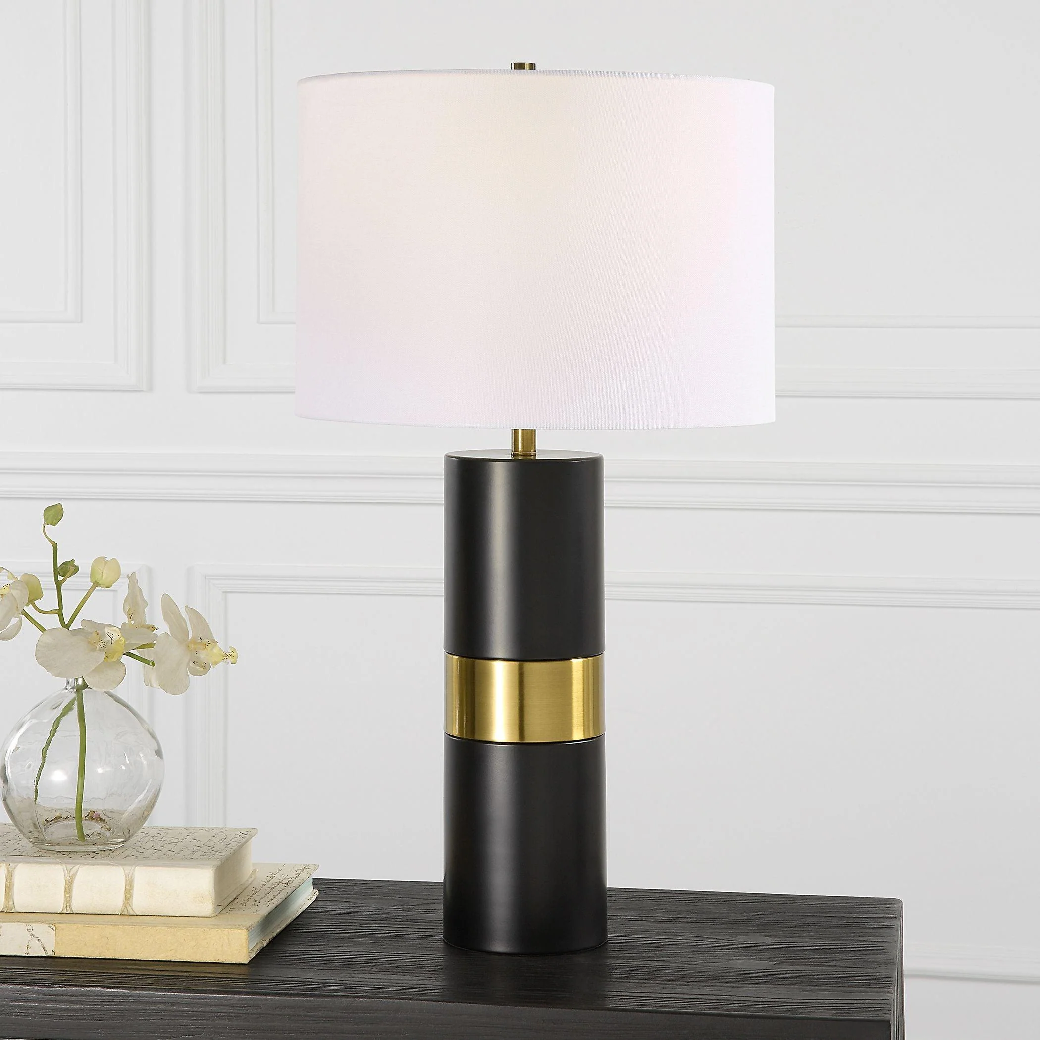 TALLULAH TABLE LAMP - Remutear