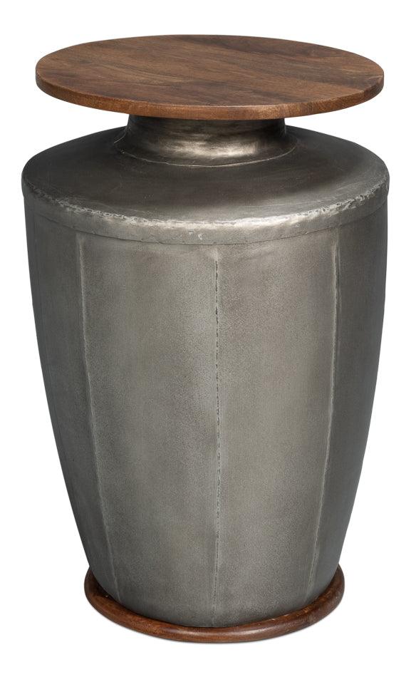 Foundry Iron Round Accent Table - Remutear