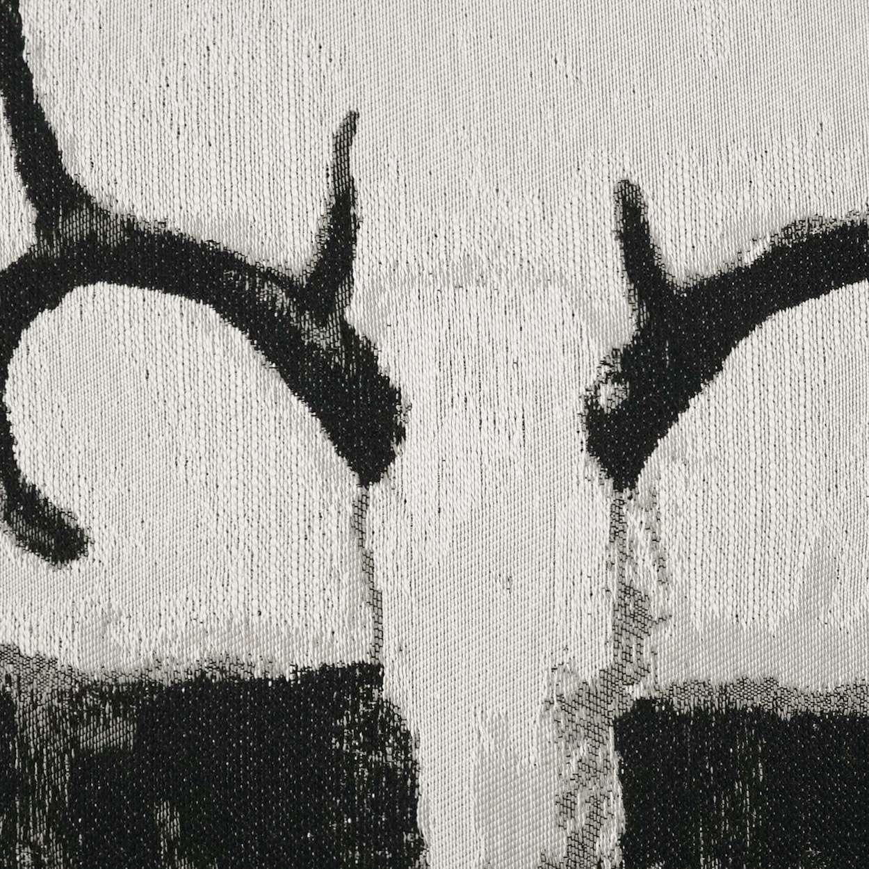 White Tail Pillow - Remutear
