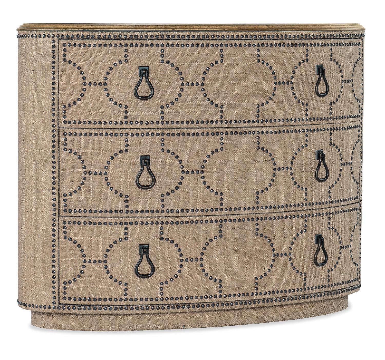 Big Sky Three Drawer Nightstand - Remutear