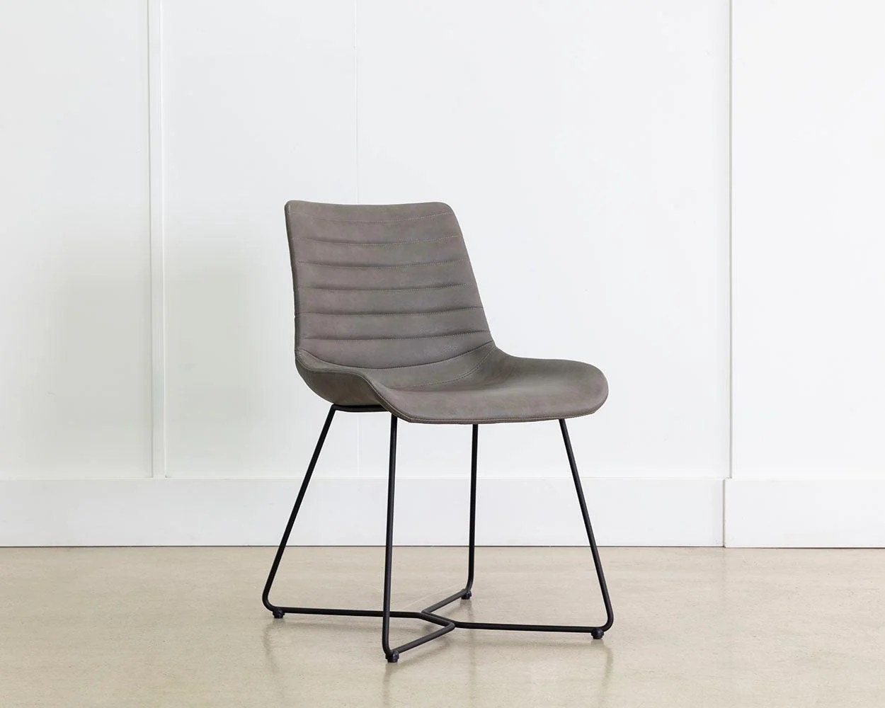Gracen Dining Chair - Remutear