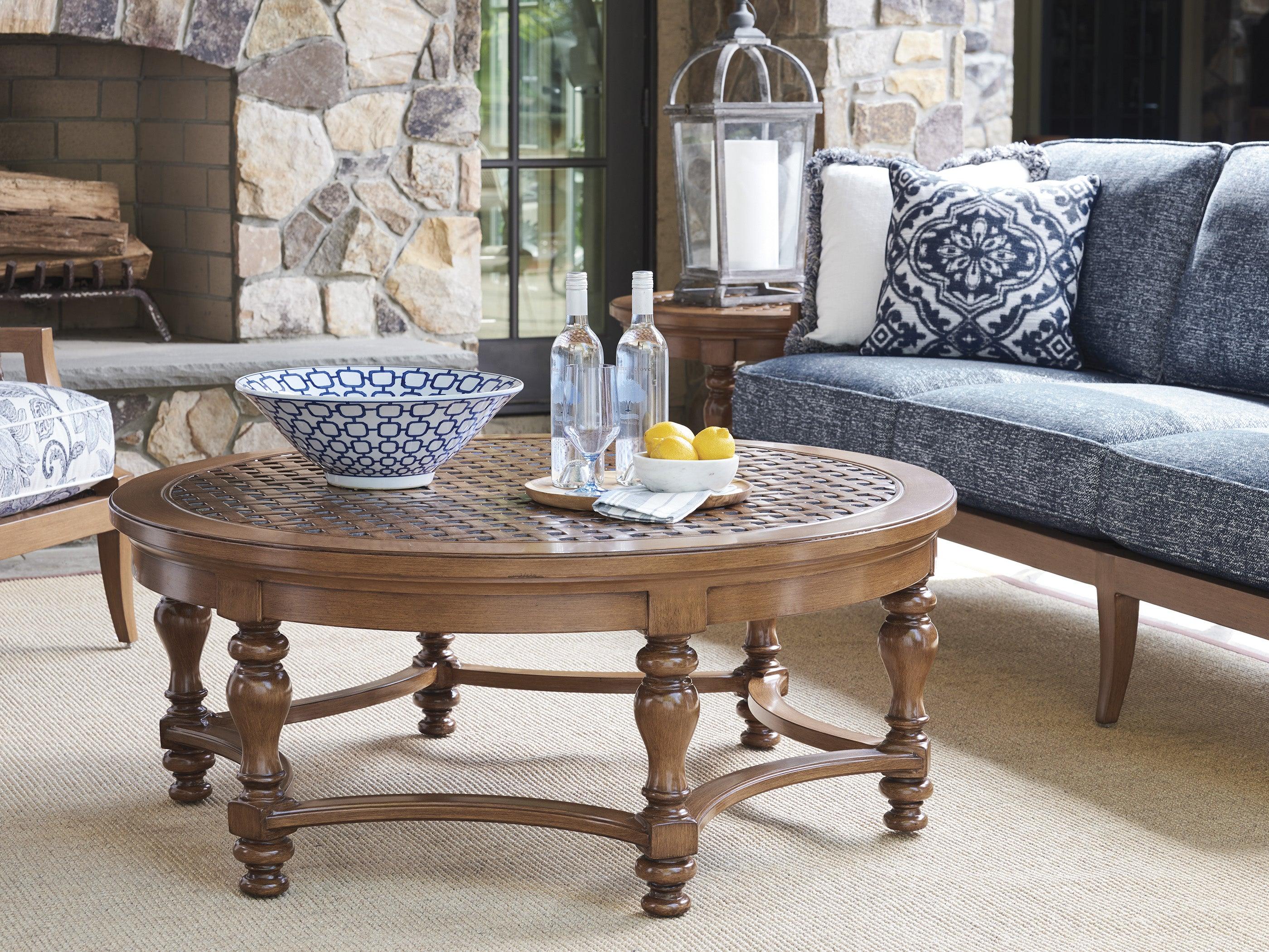 Harbor Isle Round Cocktail Table - Remutear