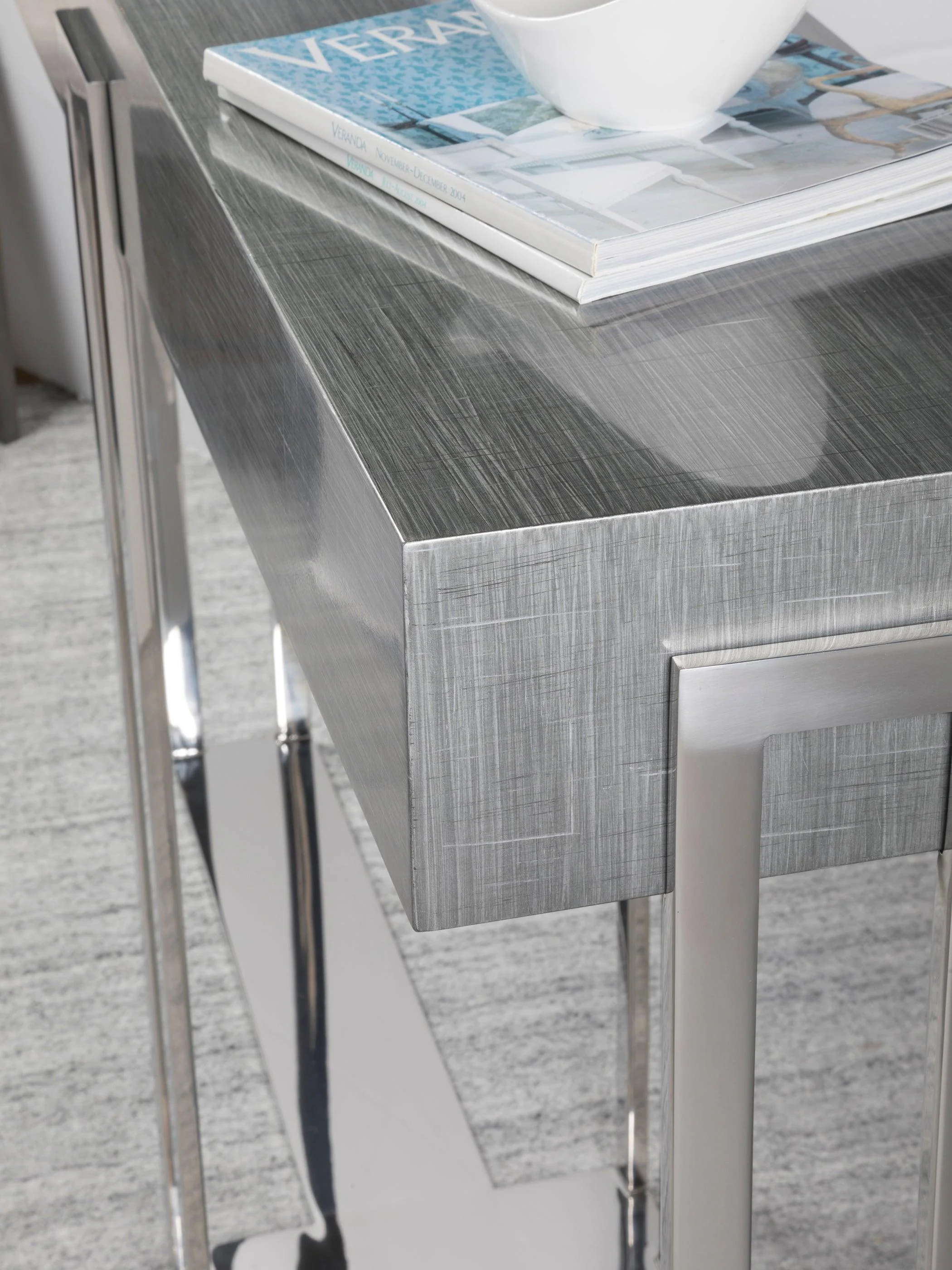 Signature Designs Iridium Console - Remutear