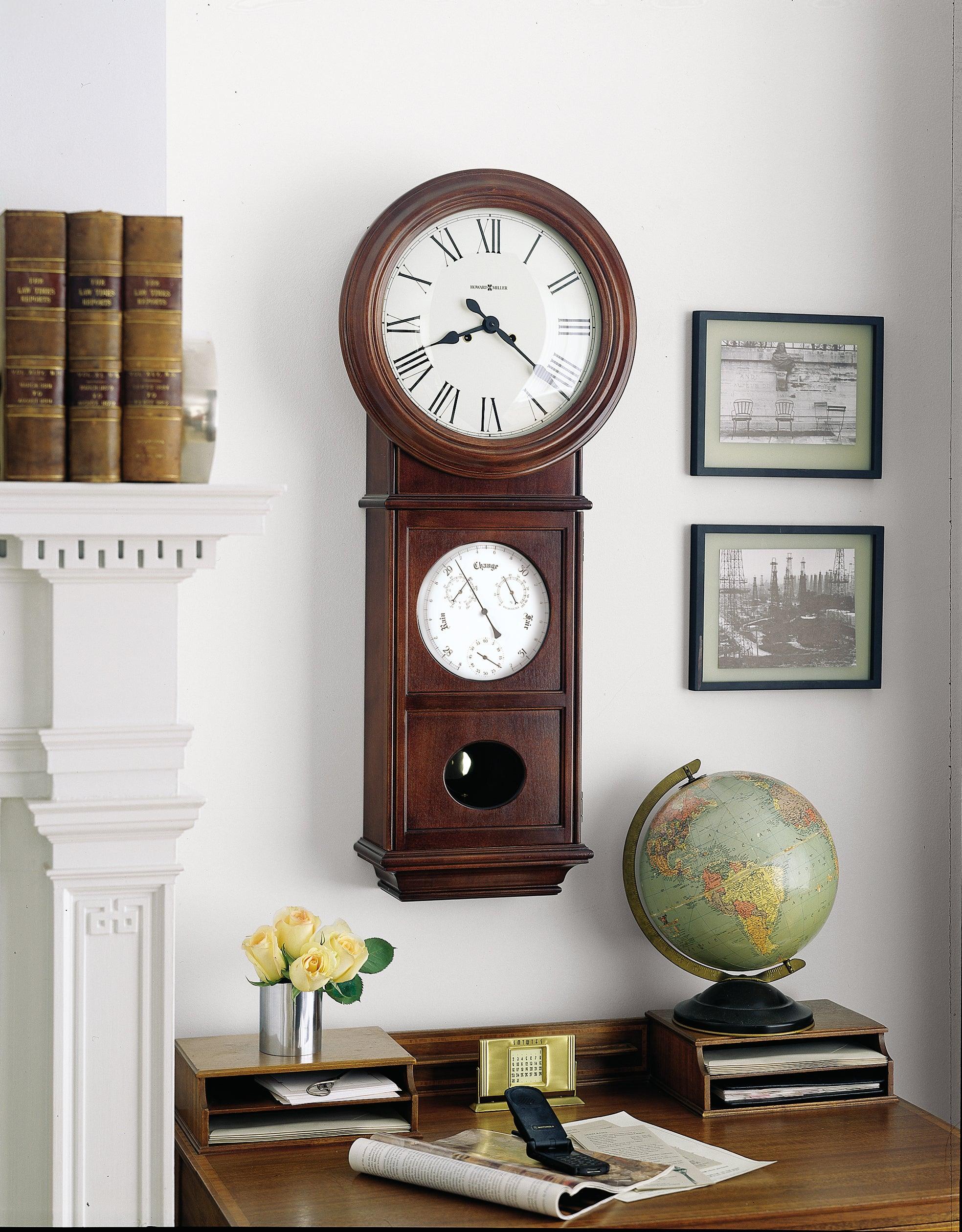 Lawyer II Wall Clock - Remutear