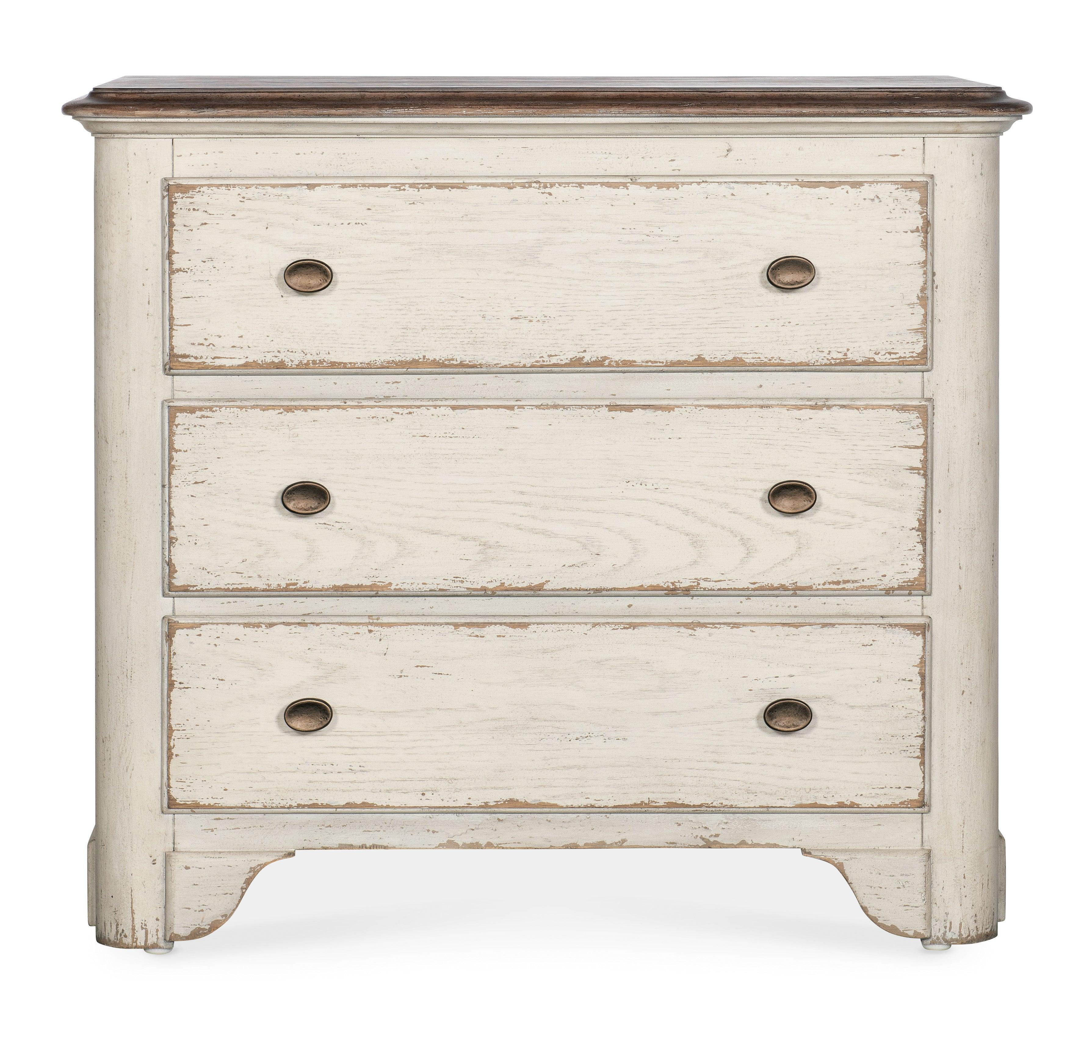 Americana Three-Drawer Nightstand 2 - Daisy - Remutear