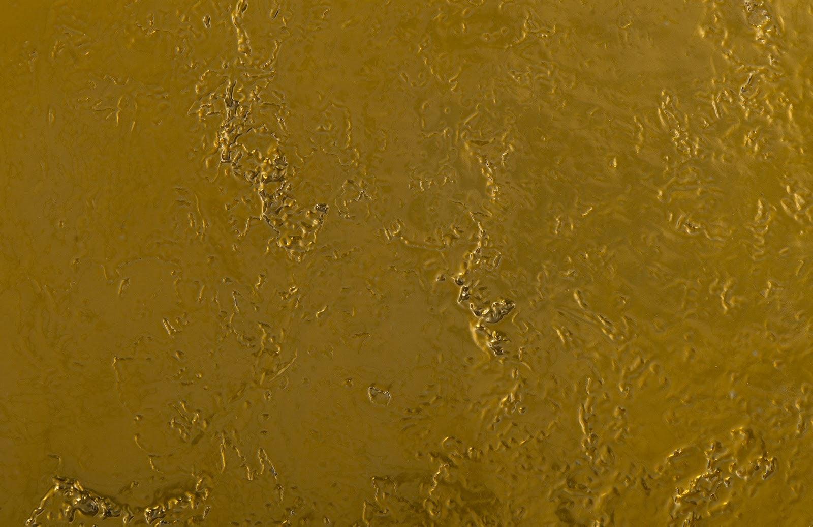 Slate Pedestal, Small, Liquid Gold - Remutear