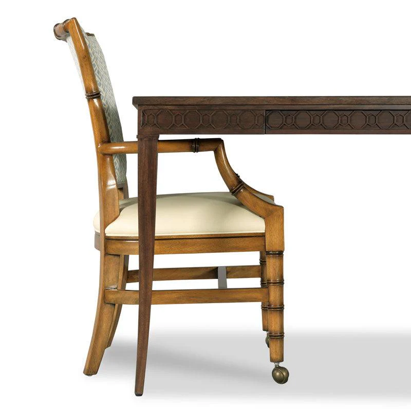 Emily Chair - Remutear
