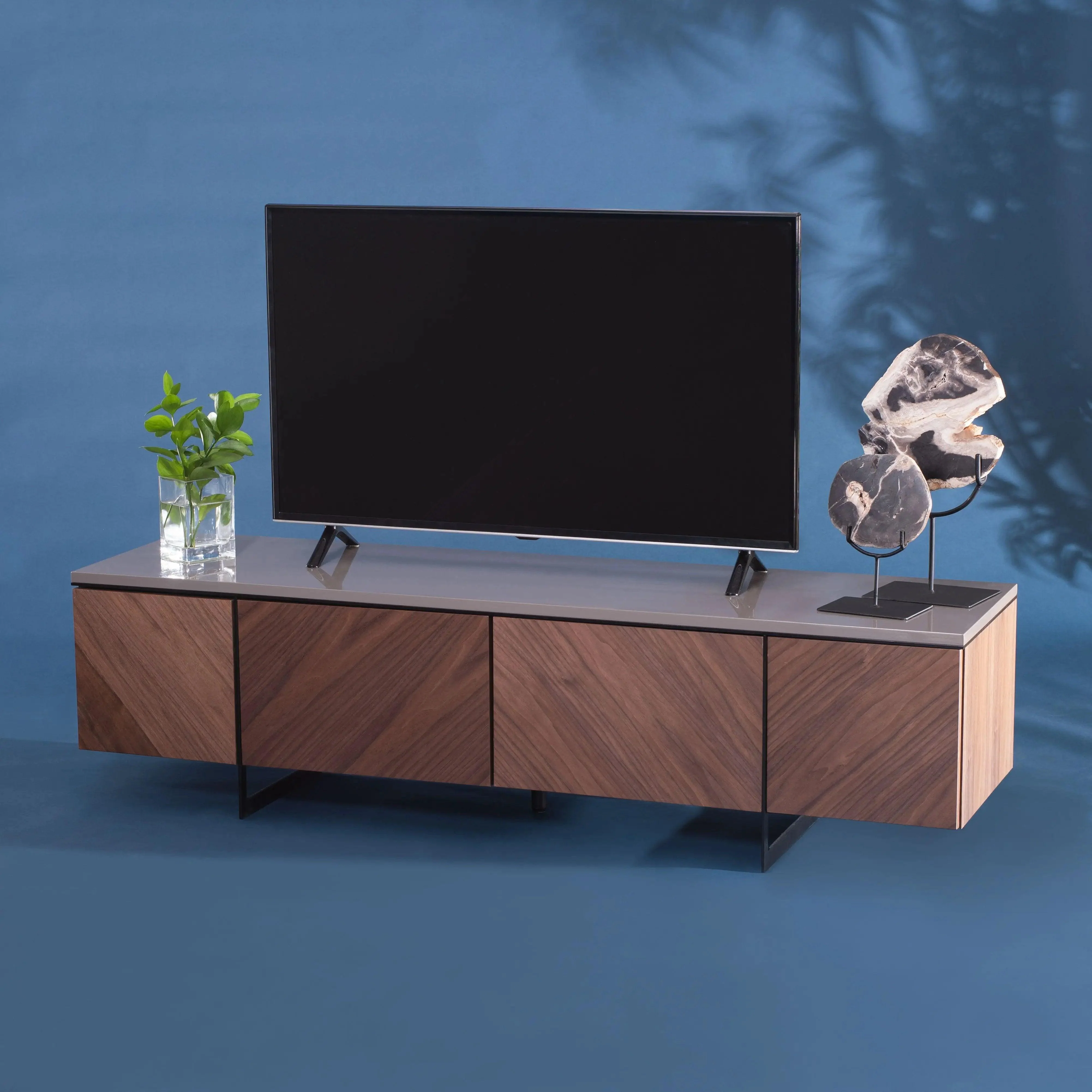 ARCHIE CHEVRON TV STAND - Remutear