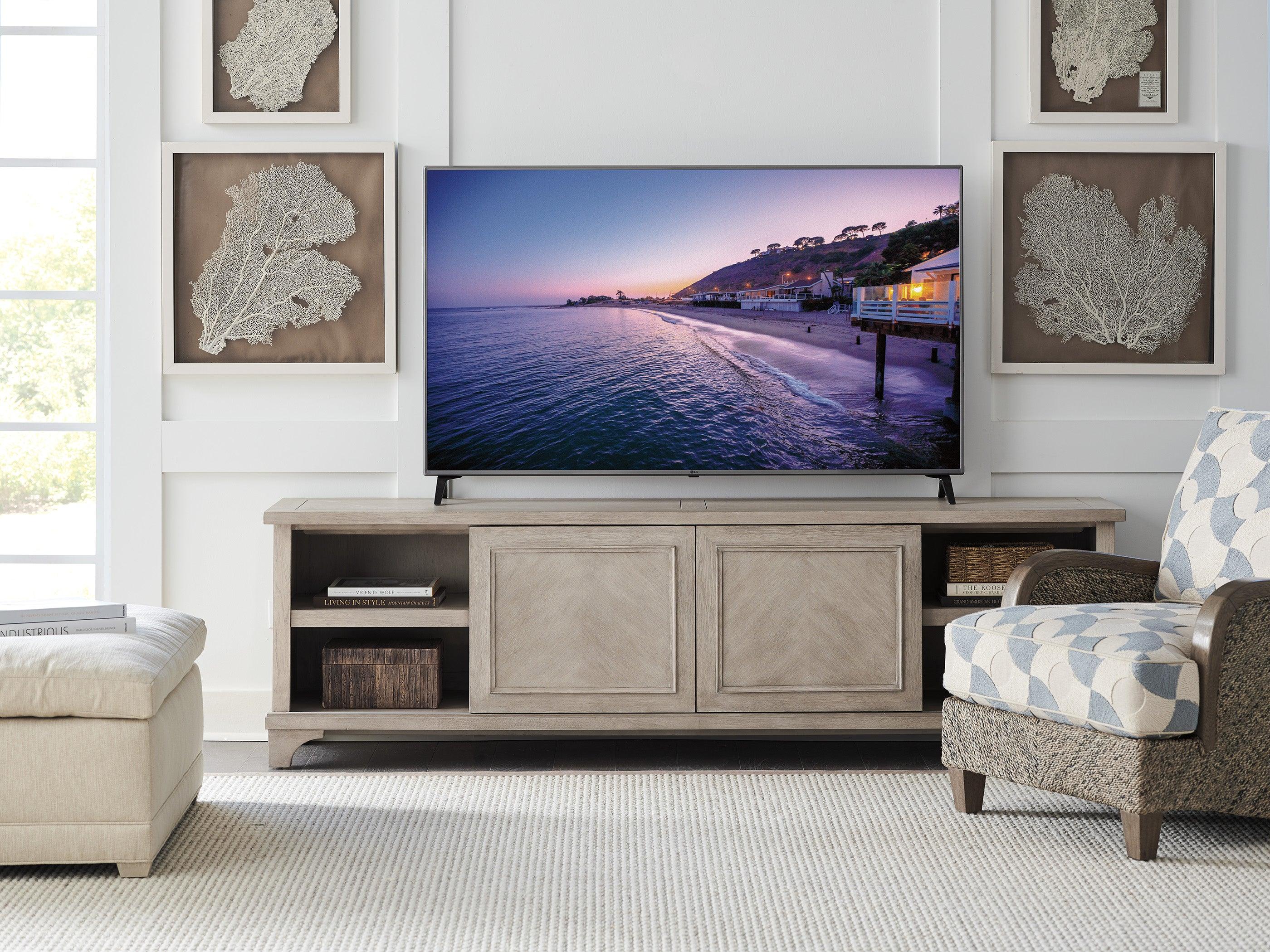 Malibu Geoffrey Media Console - Remutear