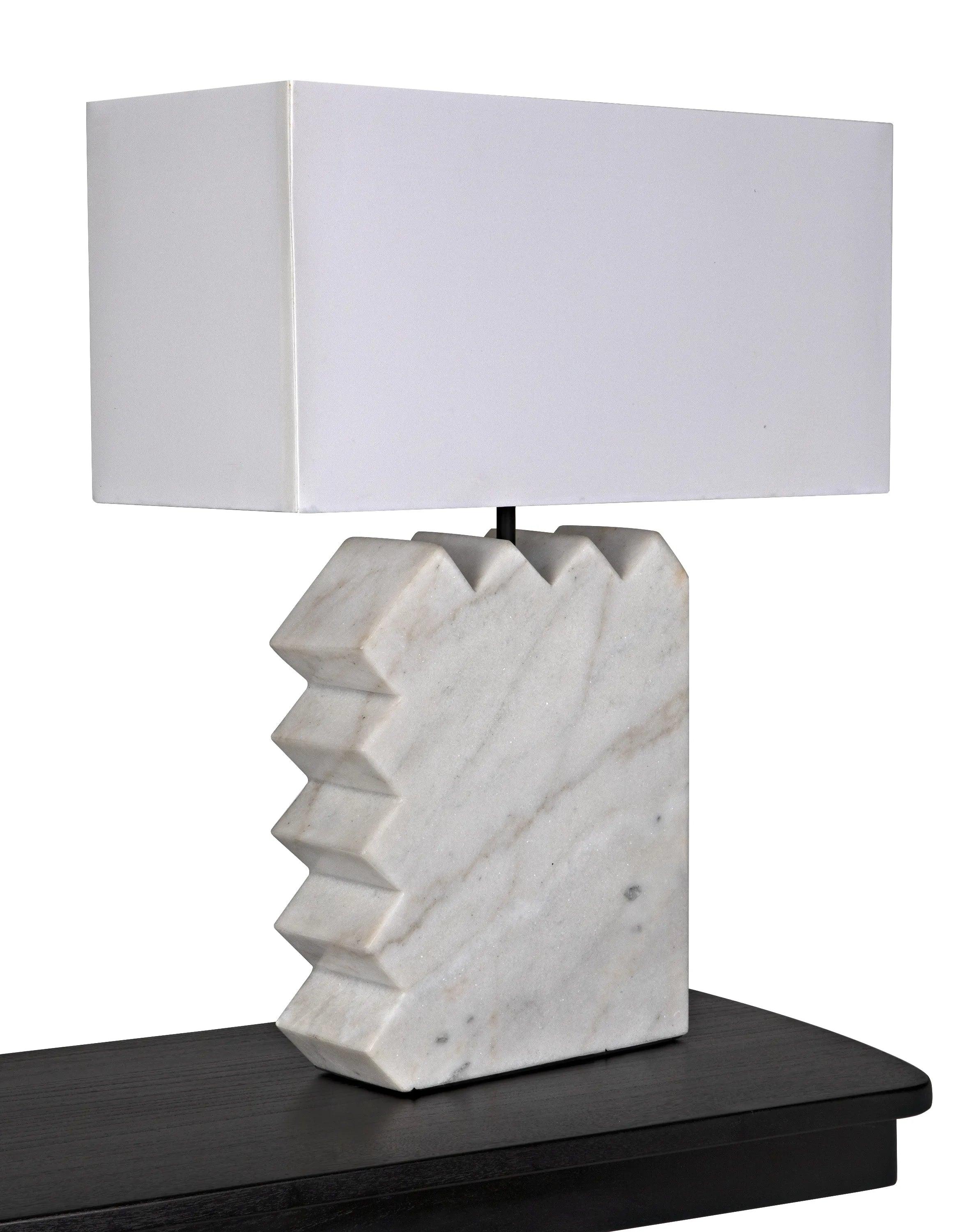 Gaheris Table Lamp with Shade - Remutear