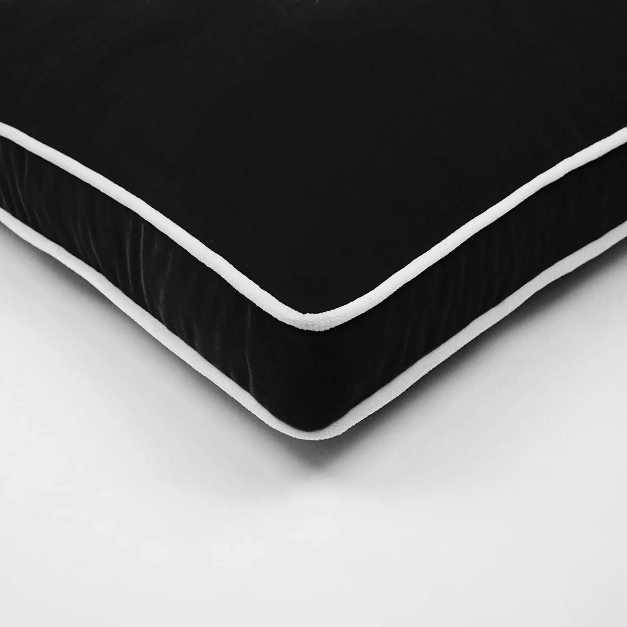 Posh Box Pillow - Remutear