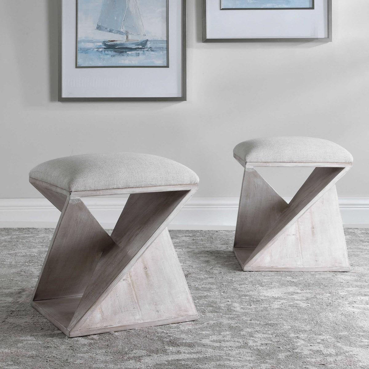 BENUE ACCENT STOOL - Remutear